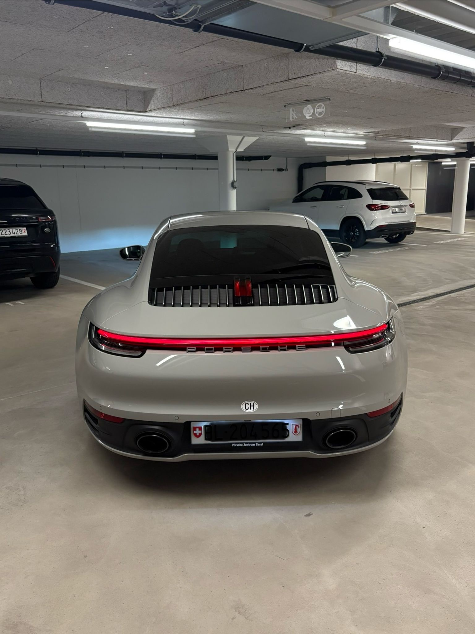 PORSCHE 911 Carrera 4S PDK 992-image-3