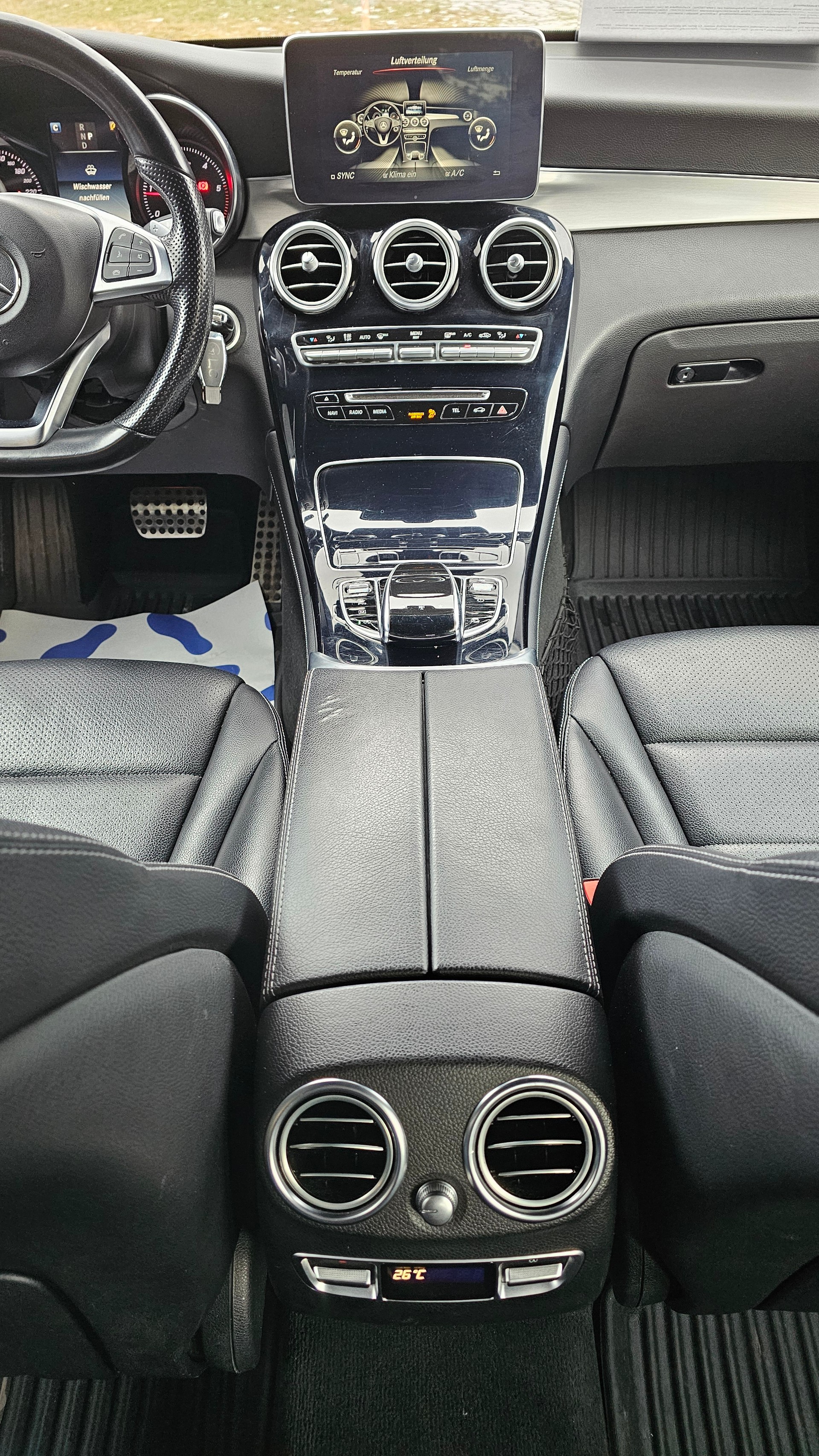 MERCEDES-BENZ GLC 250 d Exclusive 4Matic 9G-Tronic-image-11