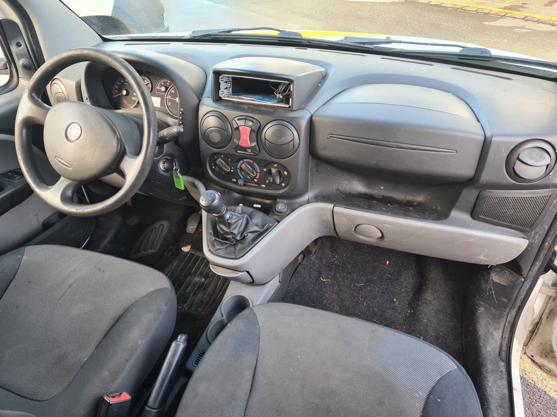 FIAT Doblò 1.4 Active-image-10