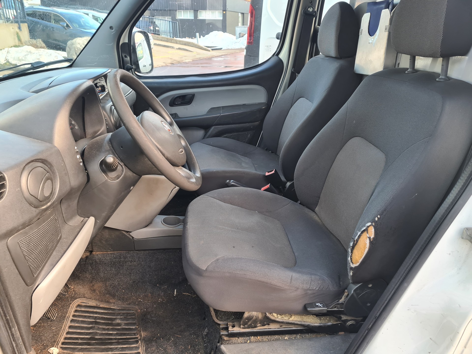 FIAT Doblò 1.4 Active-image-8
