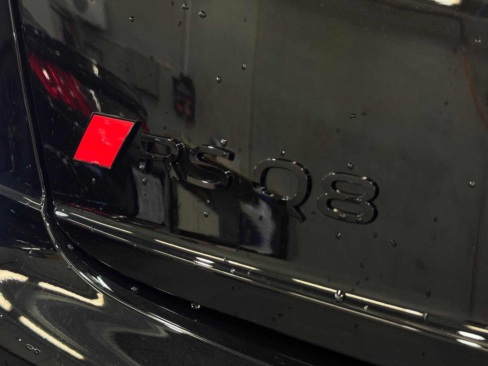 AUDI RSQ8 performance quattro *5 Jahre / 100'000km Werksgarantie & Gratis Service Paket*-image-7