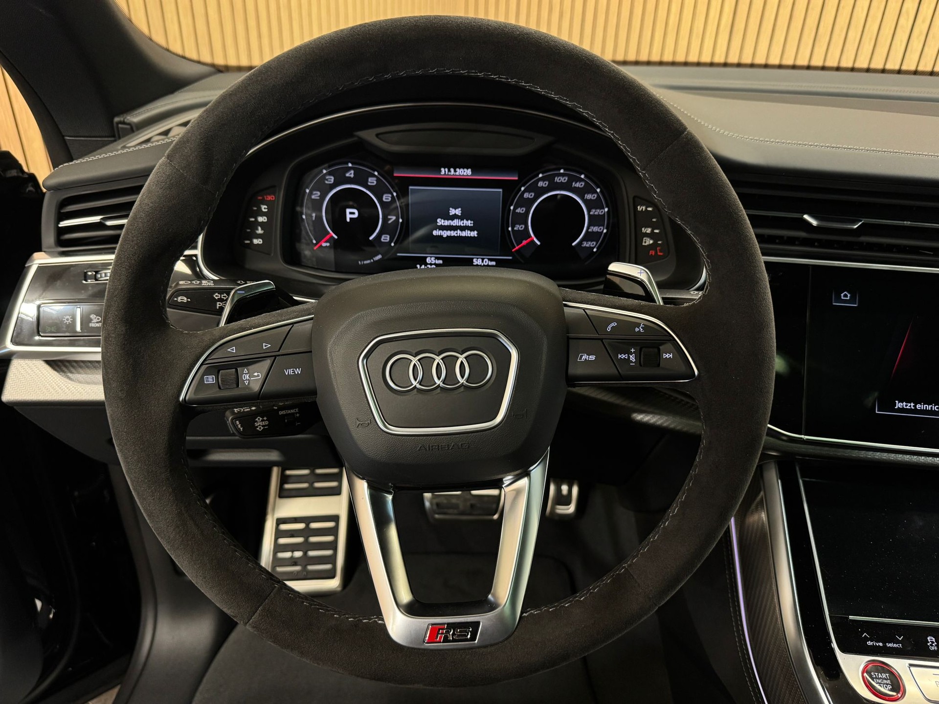 AUDI RSQ8 performance quattro *5 Jahre / 100'000km Werksgarantie & Gratis Service Paket*-image-14