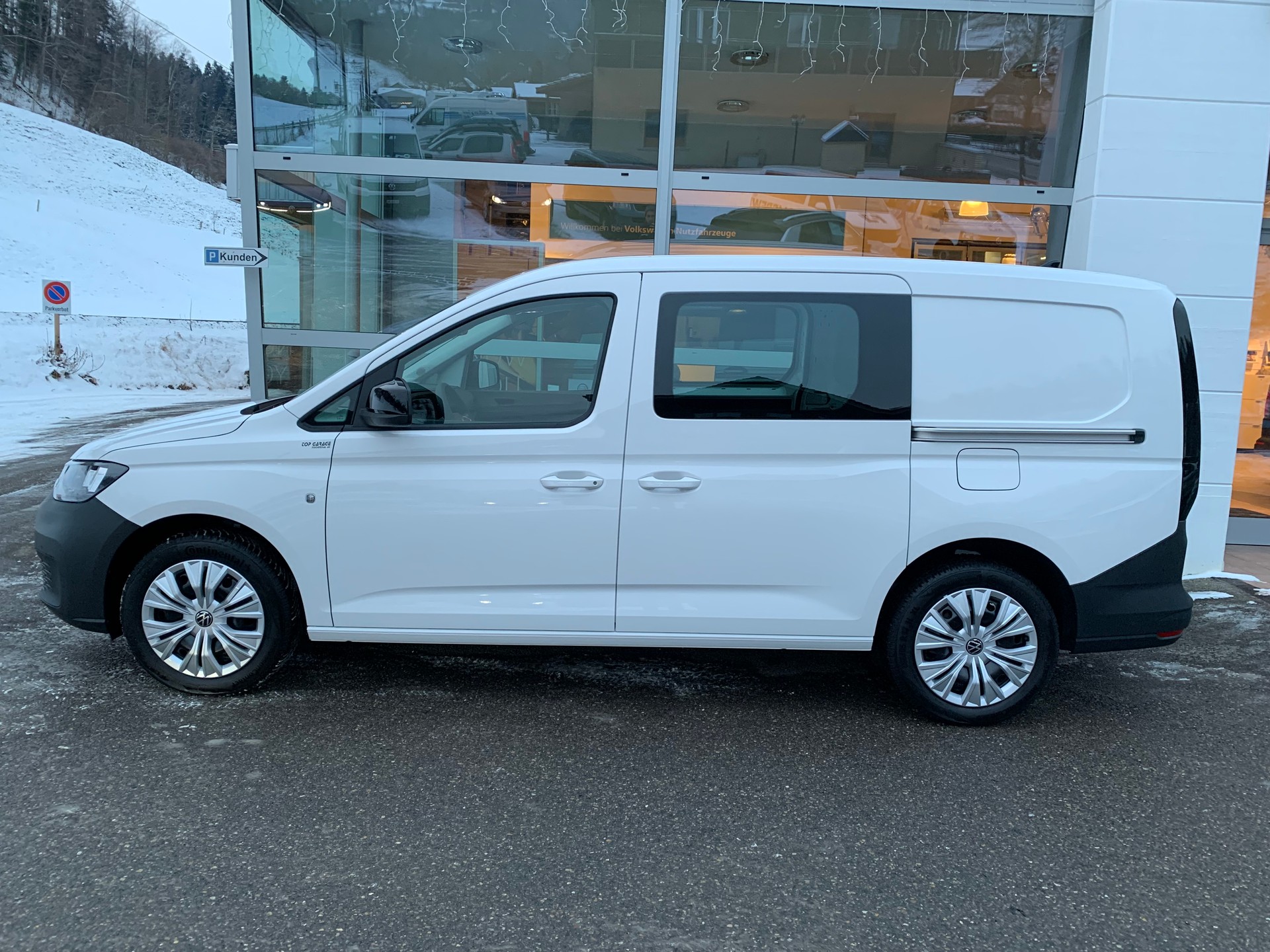 VW Caddy Cargo 2.0TDI Maxi 4Motion-showroom-element-3