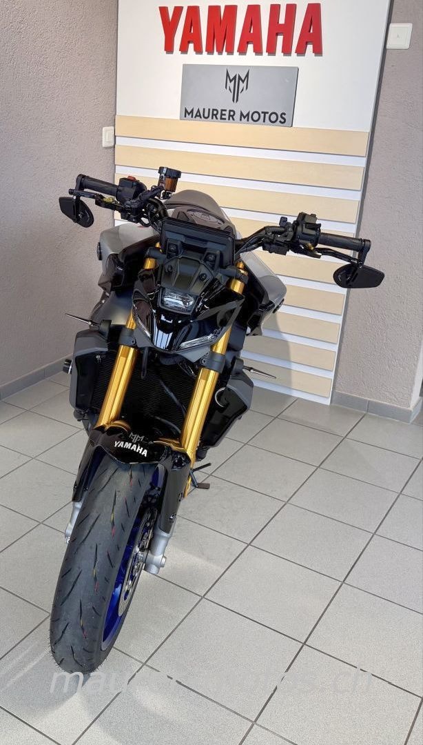 YAMAHA MT 09 SP JET STREAM EDITION-showroom-element-3