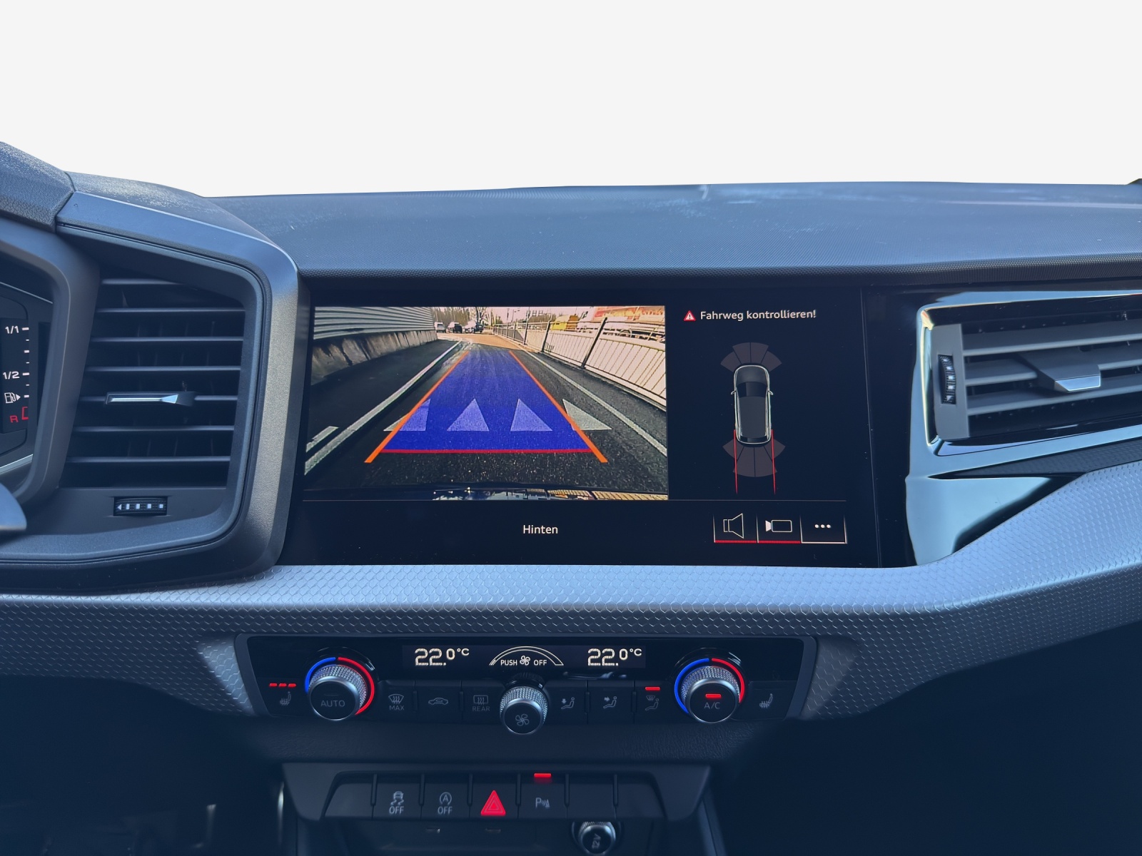 AUDI A1 Sportback 30 TFSI S Line Attraction S-tronic-image-14