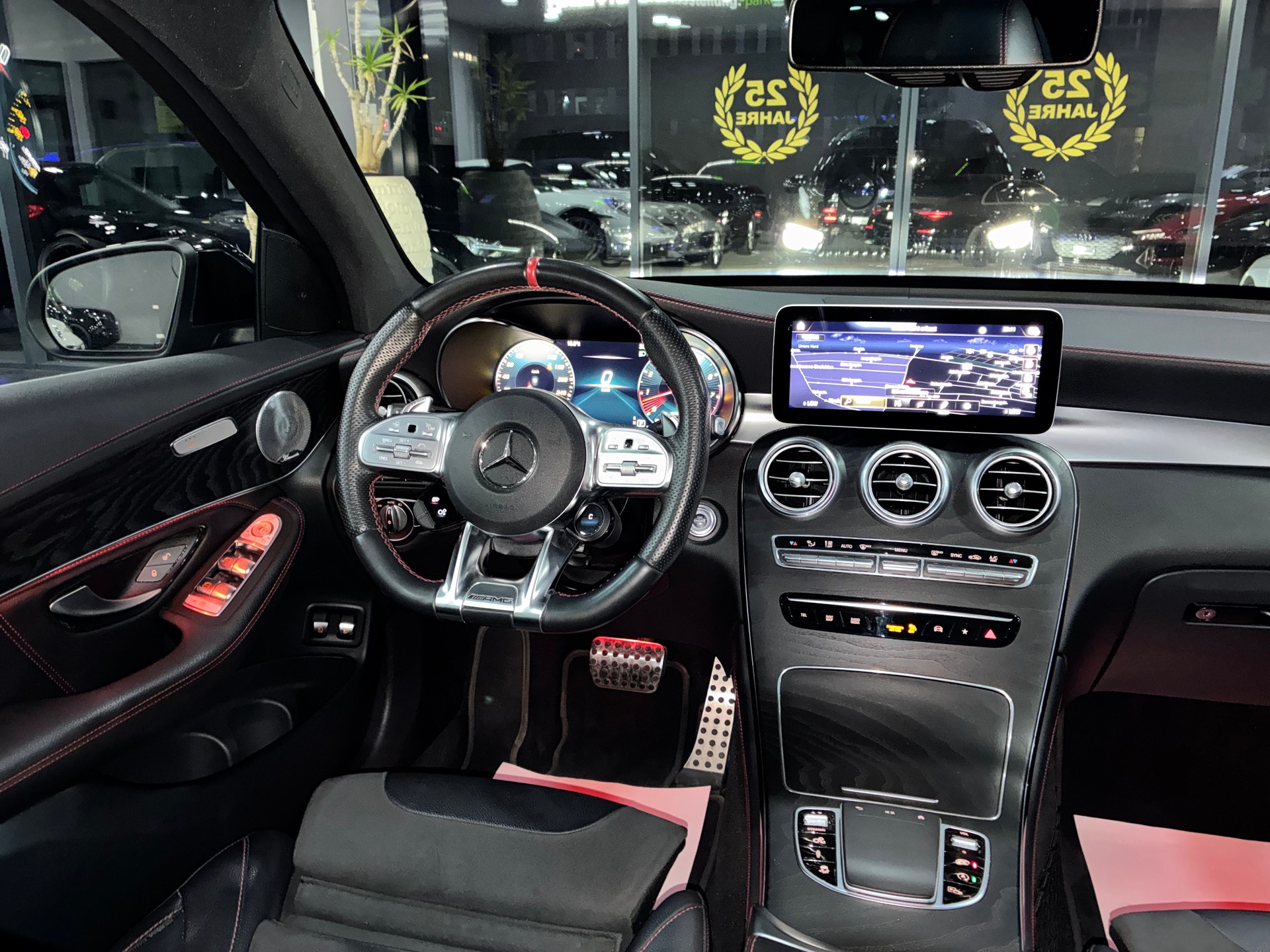 MERCEDES-BENZ GLC 43 AMG 4Matic 9G-Tronic-image-8