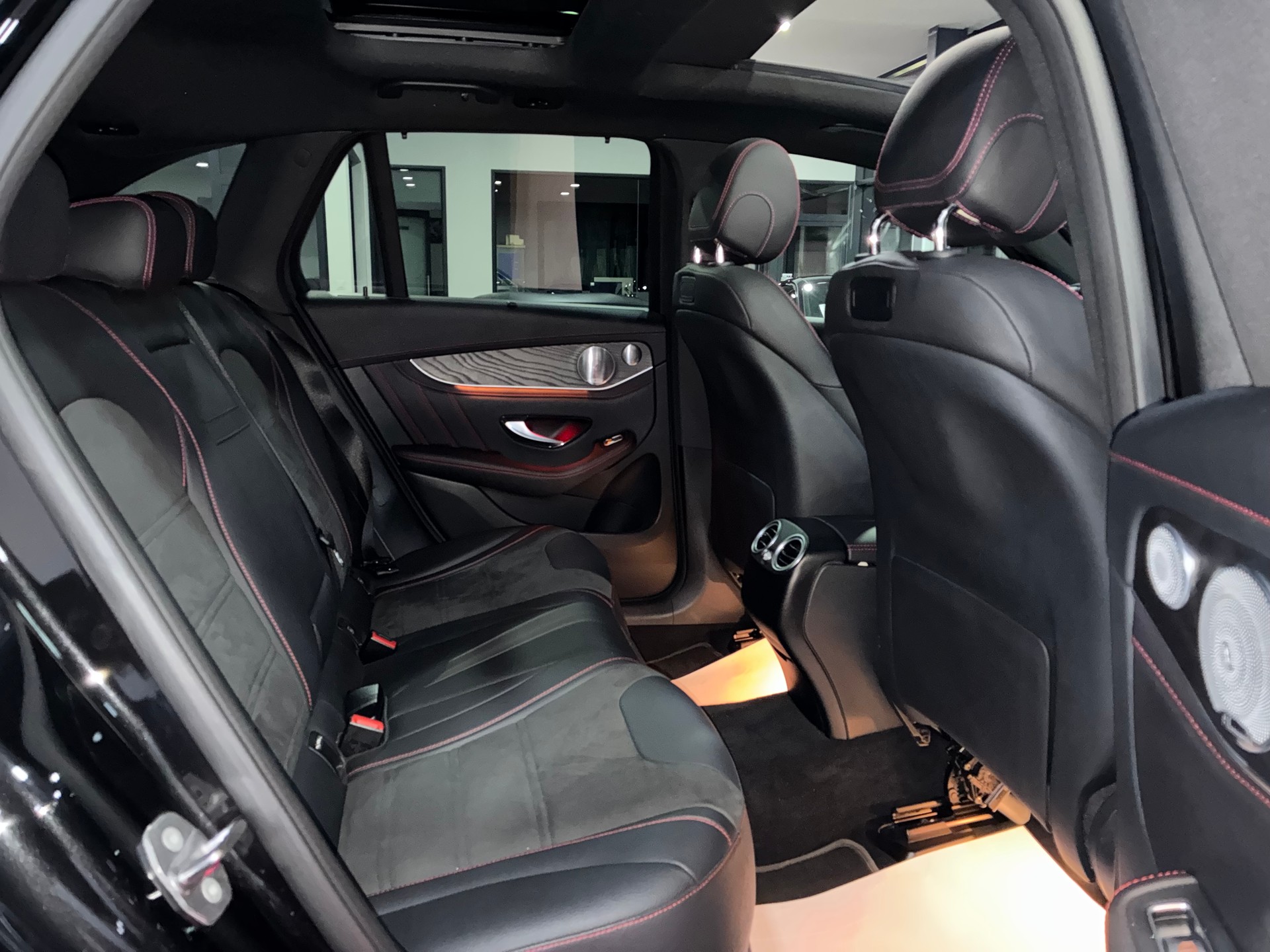 MERCEDES-BENZ GLC 43 AMG 4Matic 9G-Tronic-image-11