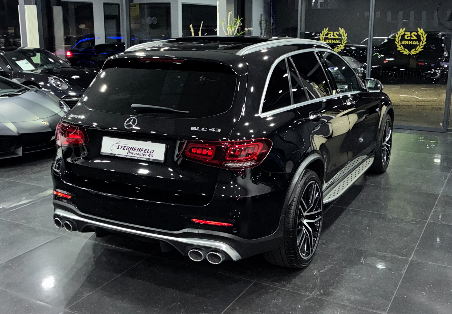 MERCEDES-BENZ GLC 43 AMG 4Matic 9G-Tronic-image-4