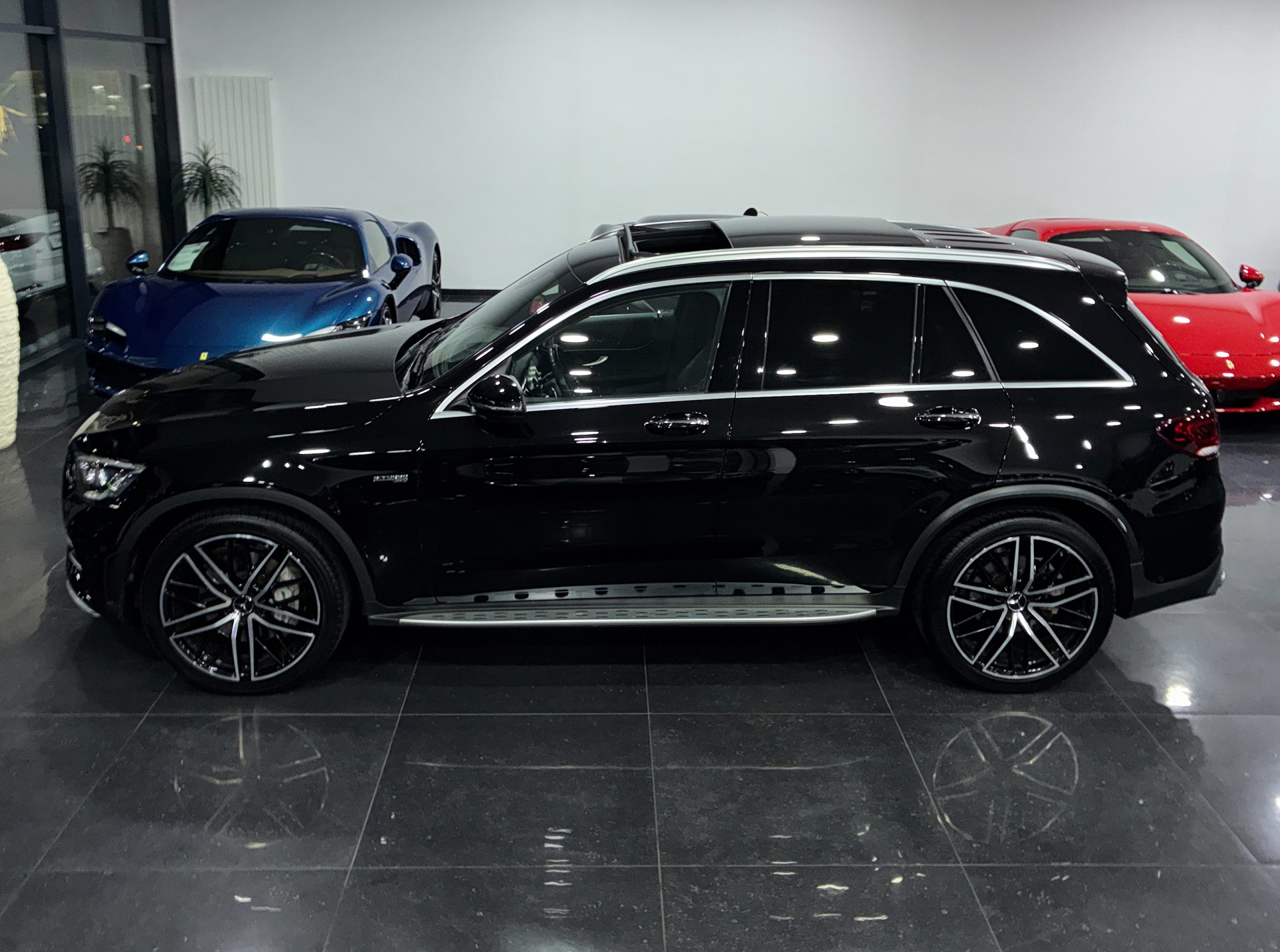 MERCEDES-BENZ GLC 43 AMG 4Matic 9G-Tronic-image-3