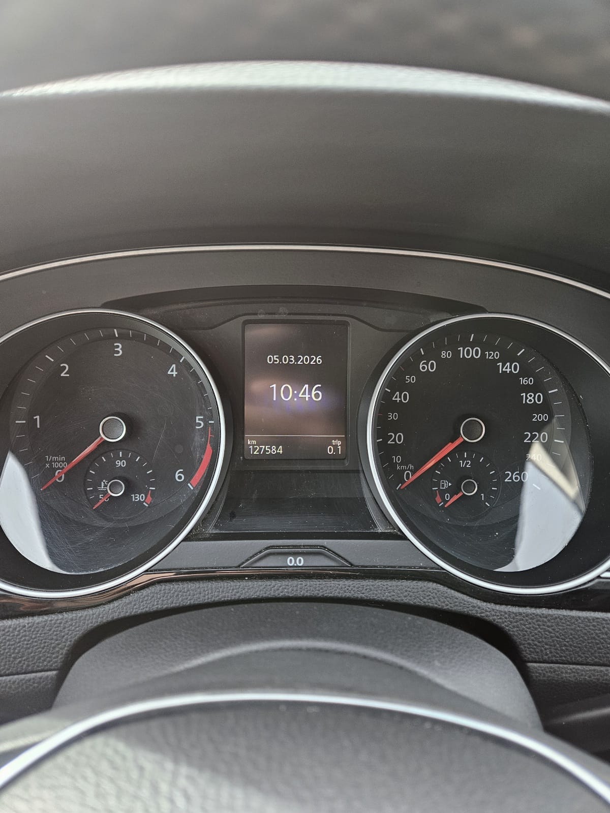 VW Passat 2.0 TDI BMT Highline DSG 4Motion-image-2