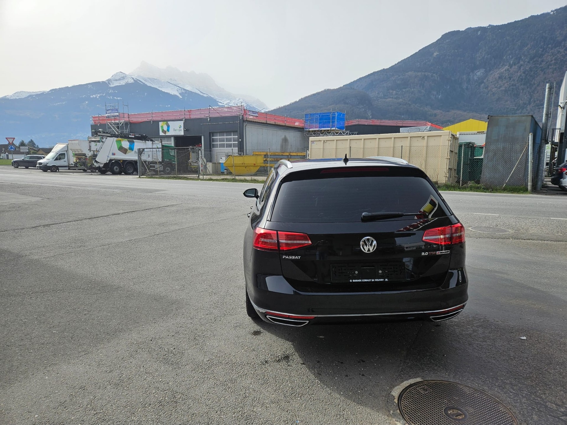 VW Passat 2.0 TDI BMT Highline DSG 4Motion-image-4
