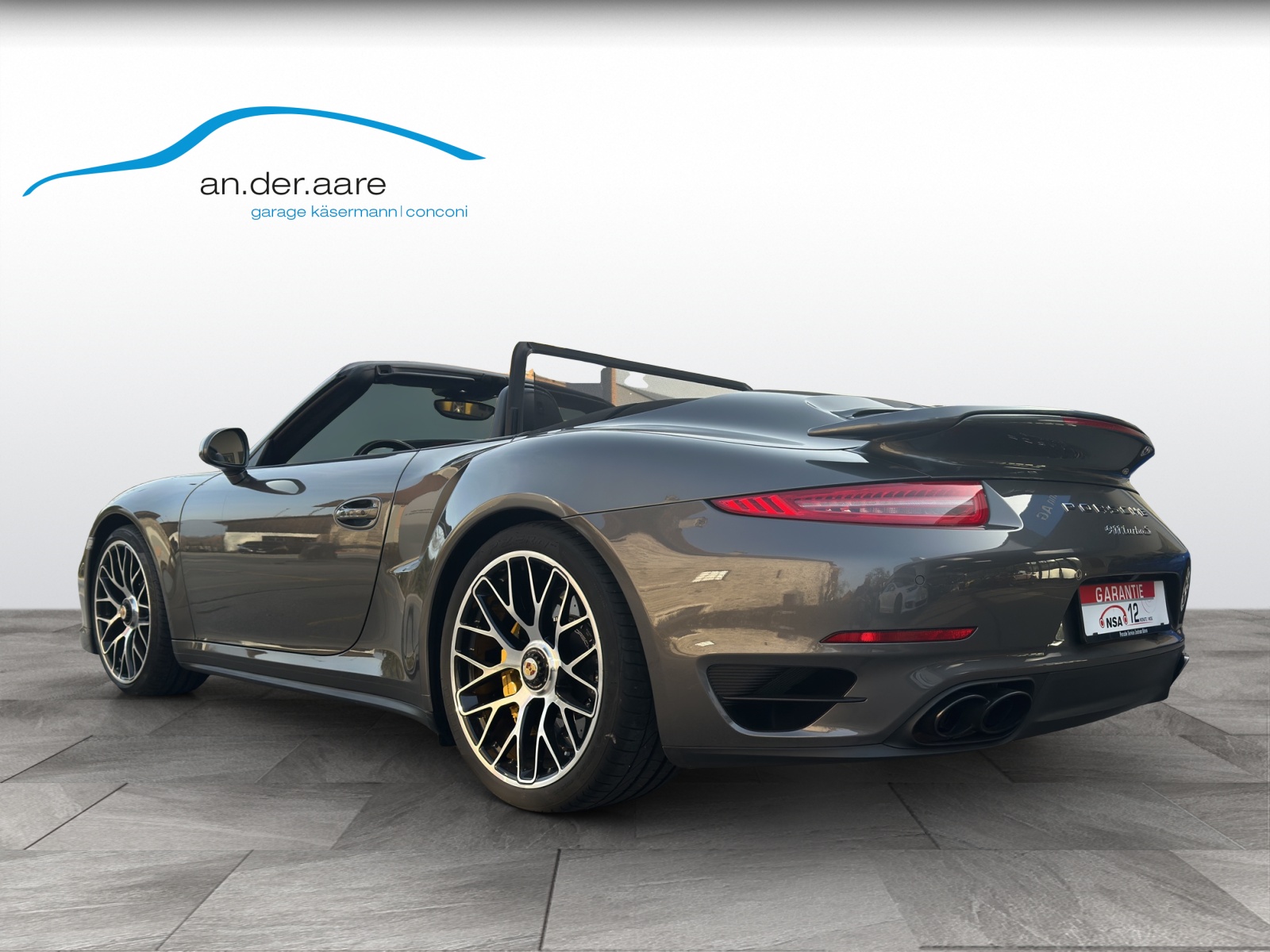 PORSCHE 911 Turbo S Cabrio PDK-image-6