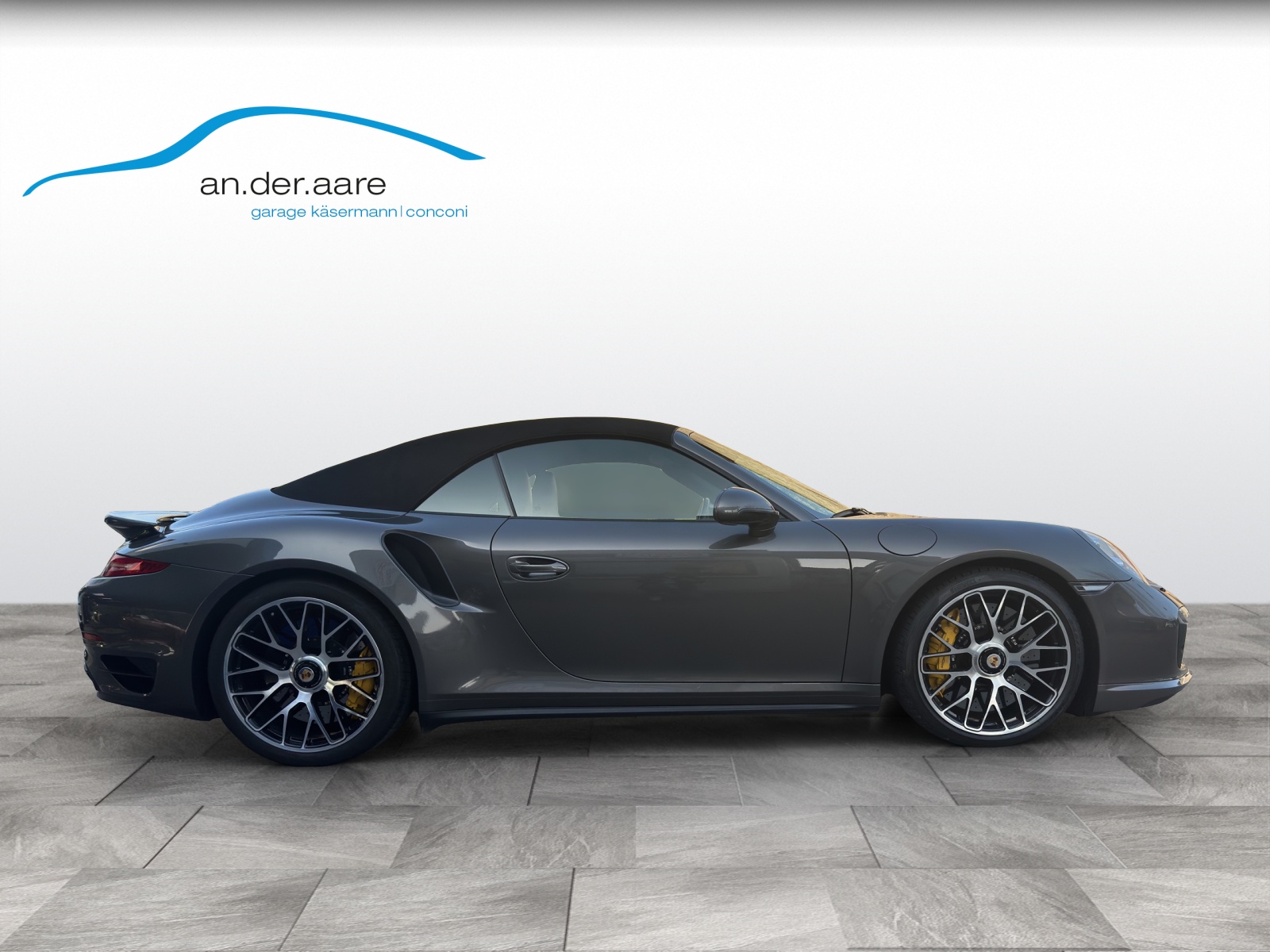 PORSCHE 911 Turbo S Cabrio PDK-showroom-element-3