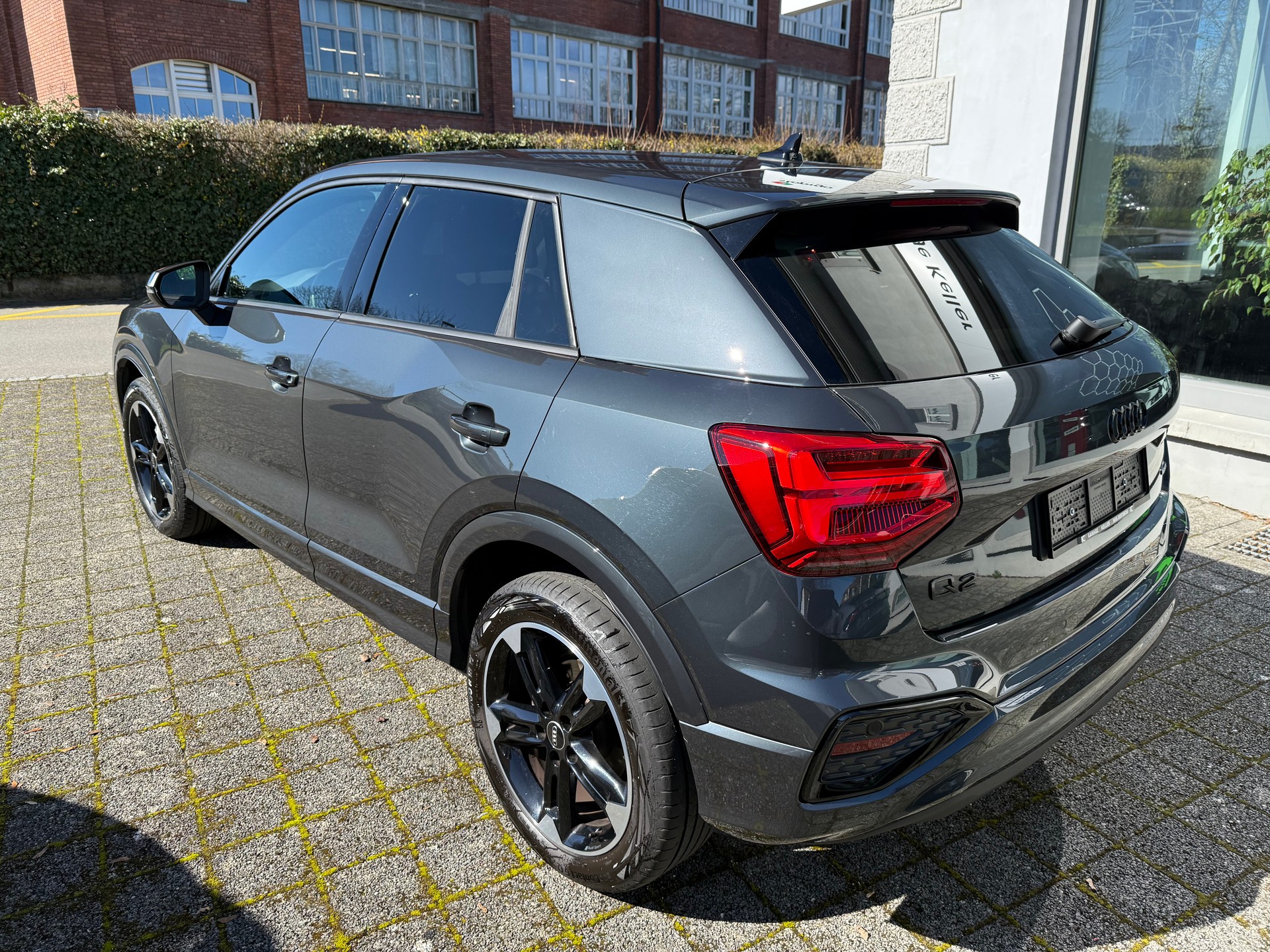 AUDI Q2 40 TFSI advanced Attraction quattro S-tronic-image-2
