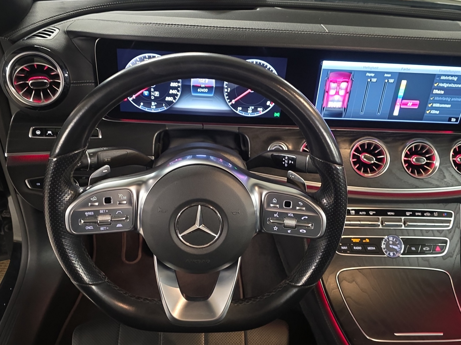 MERCEDES-BENZ E 450 Cabriolet AMG Line 4 Matic 9G-Tronic-image-10