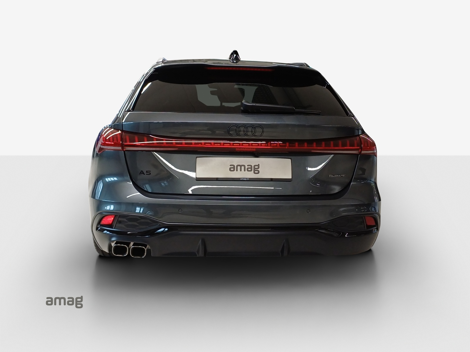 AUDI A5 Avant TDI quattro 150 kW Attraction S tronic-image-3