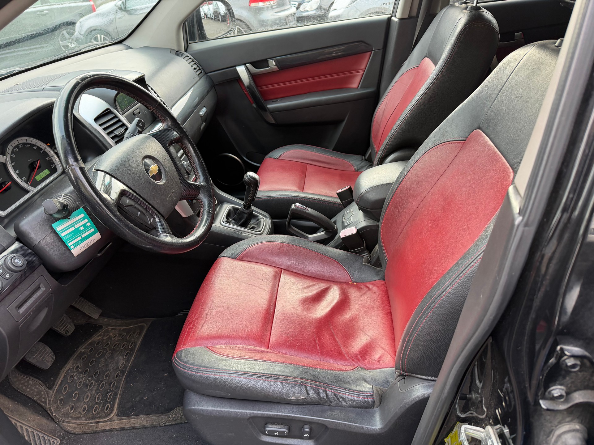 CHEVROLET Captiva 2.0 VCDi LT 4WD-image-9