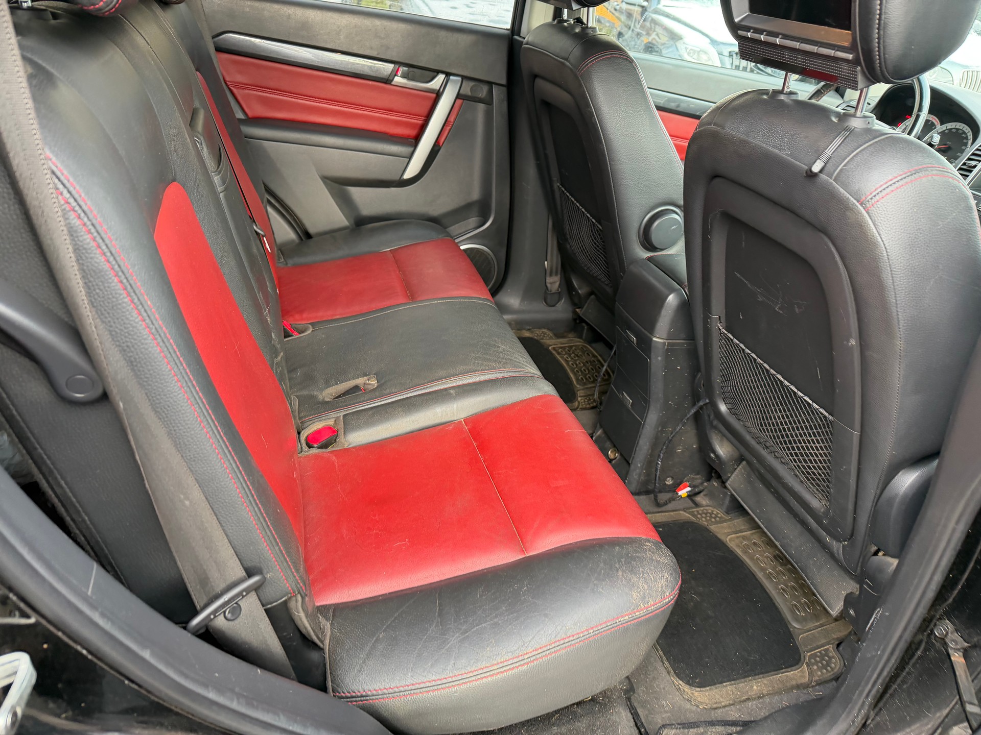CHEVROLET Captiva 2.0 VCDi LT 4WD-image-11
