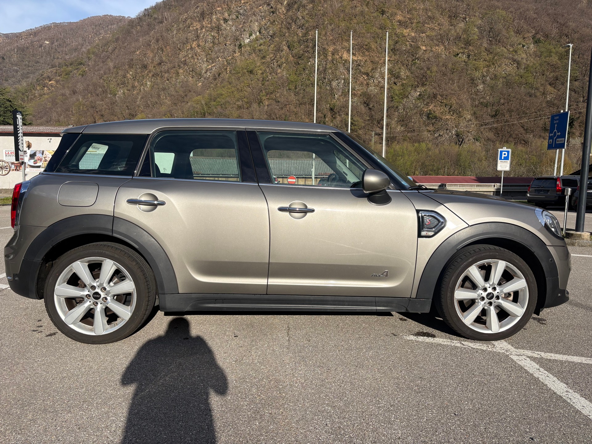 MINI Countryman Cooper S ALL4 Steptronic-image-1