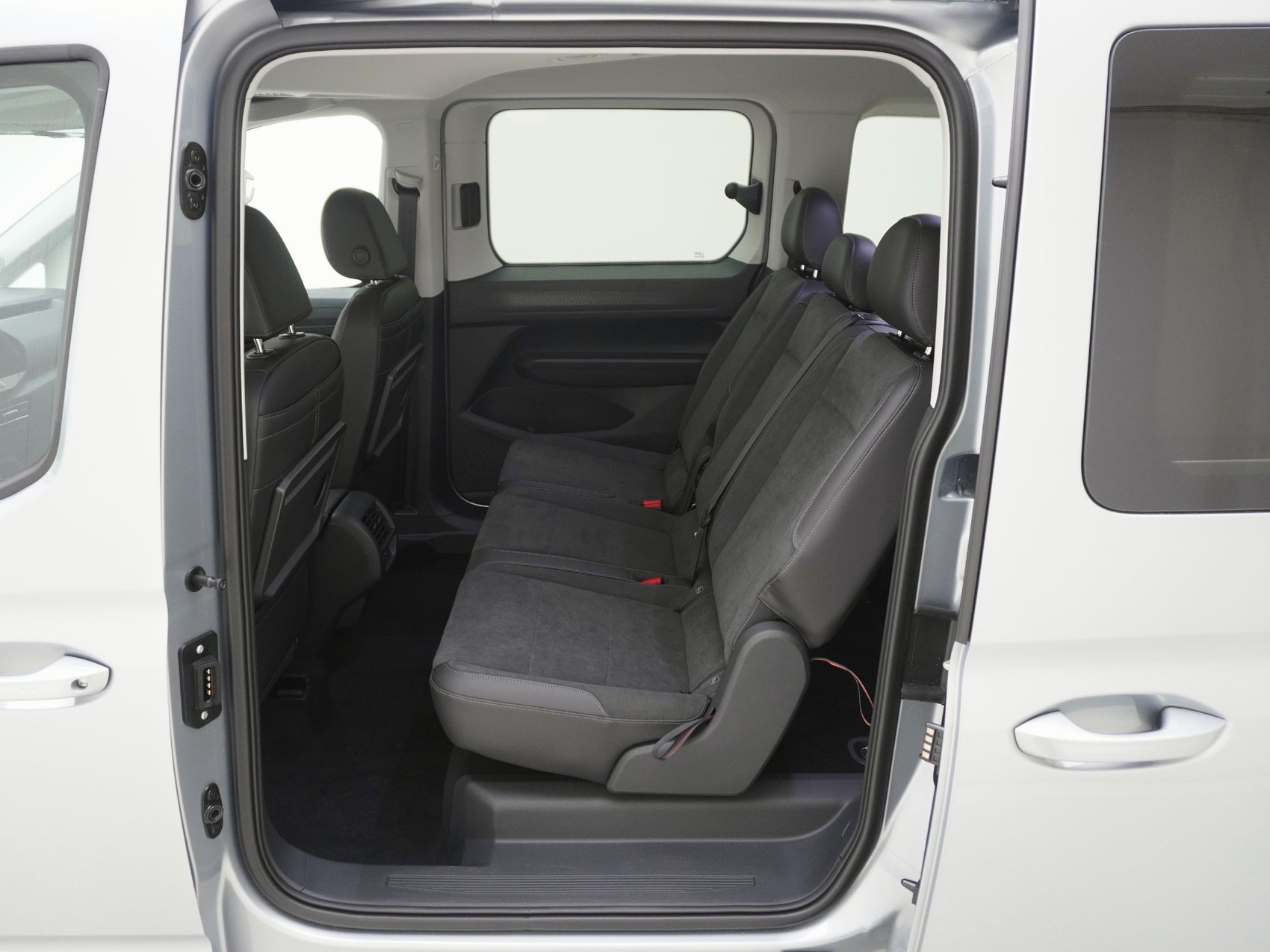 VW Caddy Maxi 1.5 TSI Style DSG-image-14