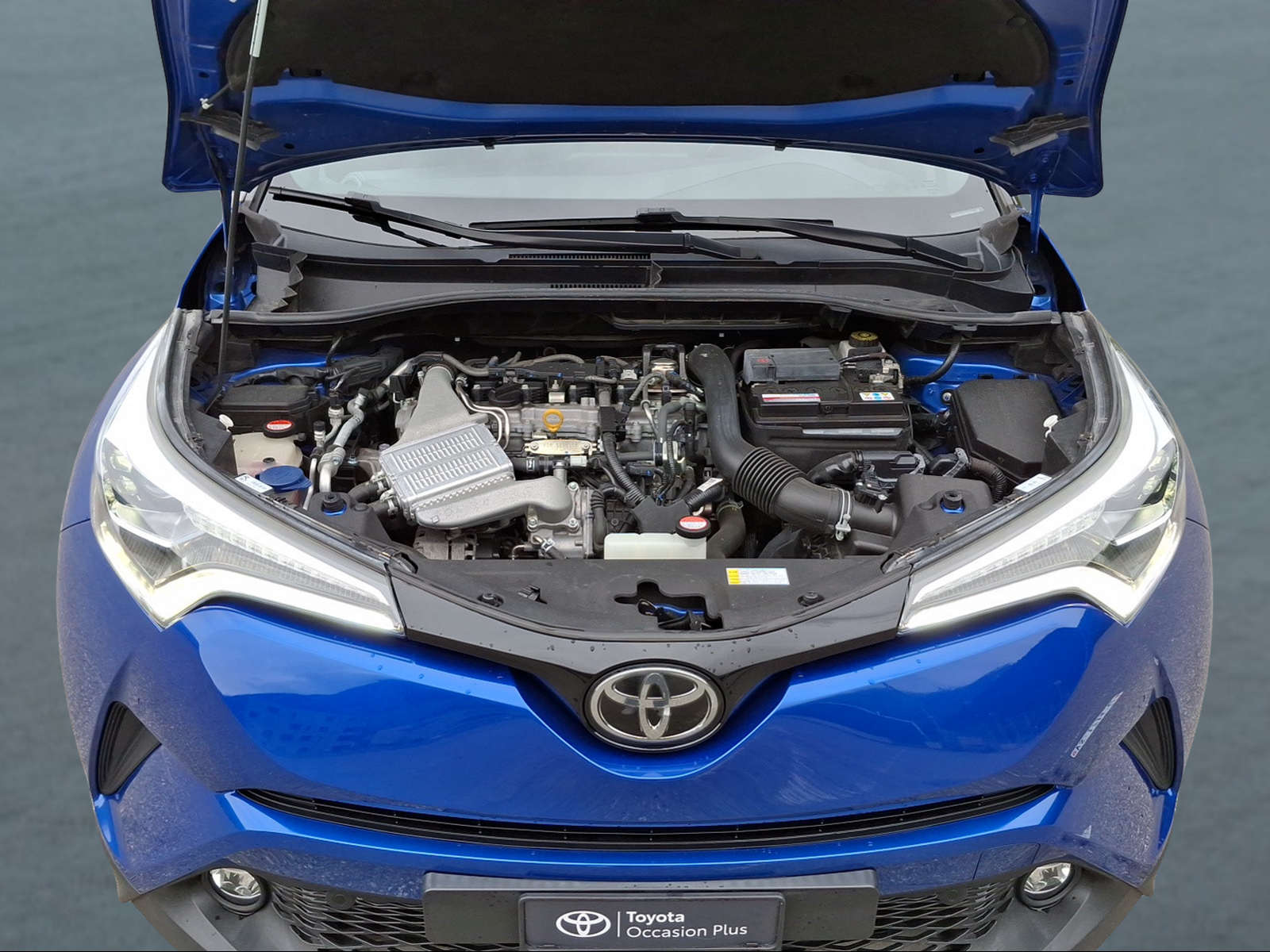 TOYOTA C-HR 1.2 Style-image-13