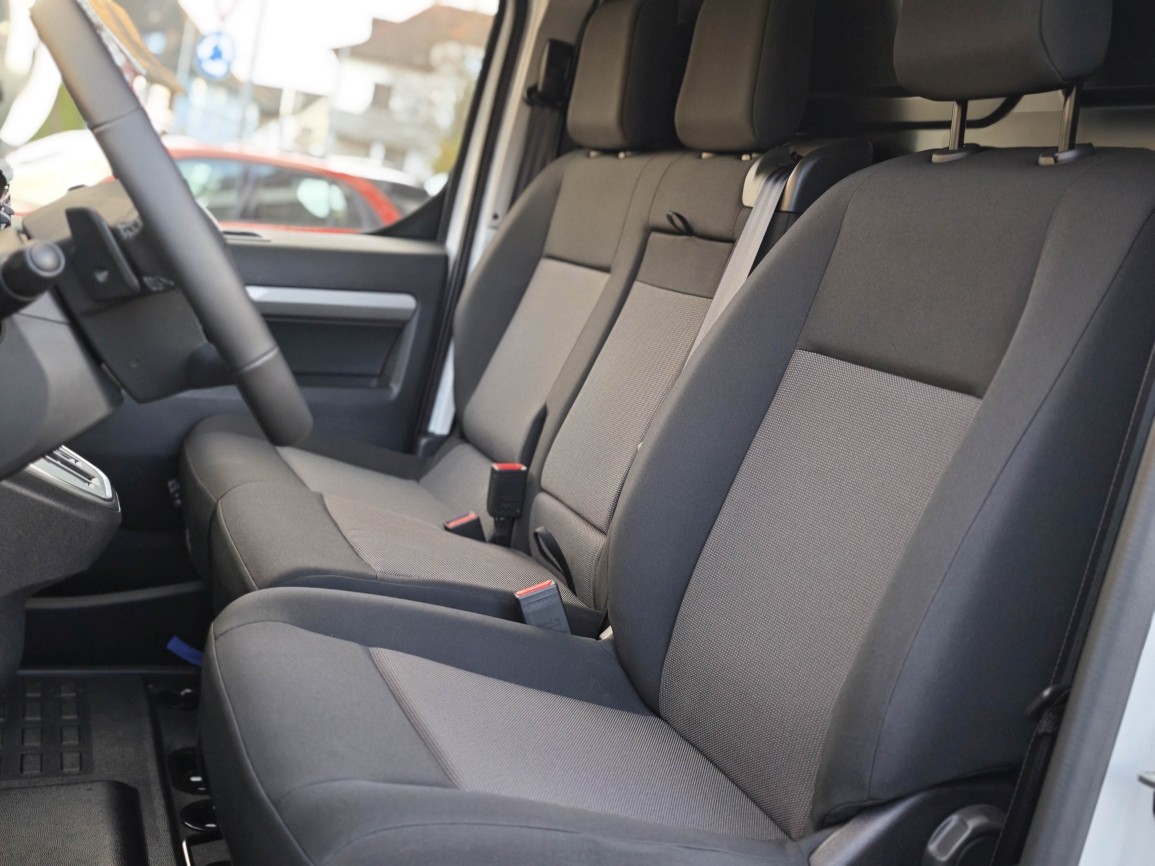 FIAT E-Scudo Kaw. L2 75 kWh Easy Pro ACC Facelift-image-6
