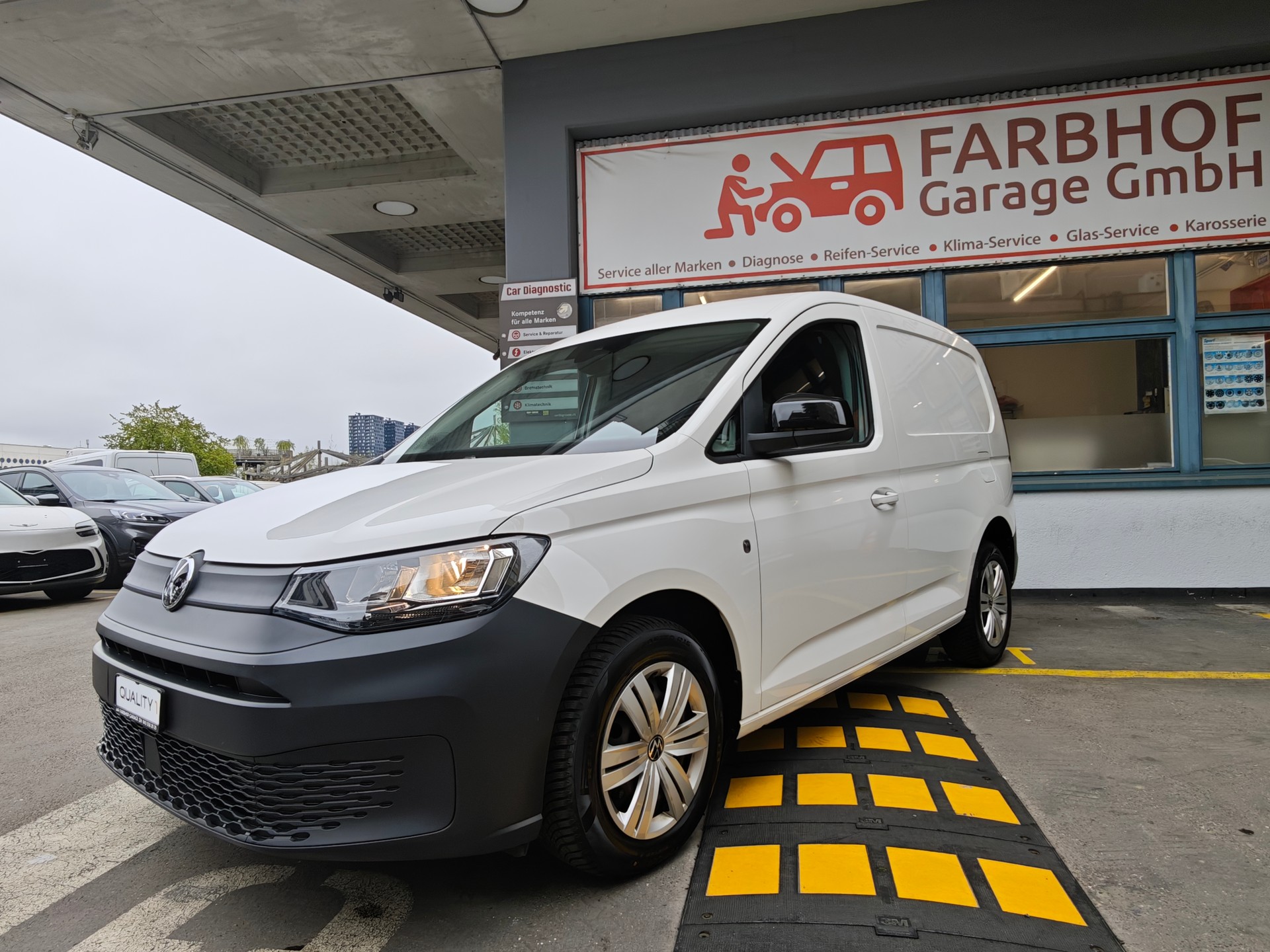 VW Caddy Cargo 2.0TDI Entry-image-0