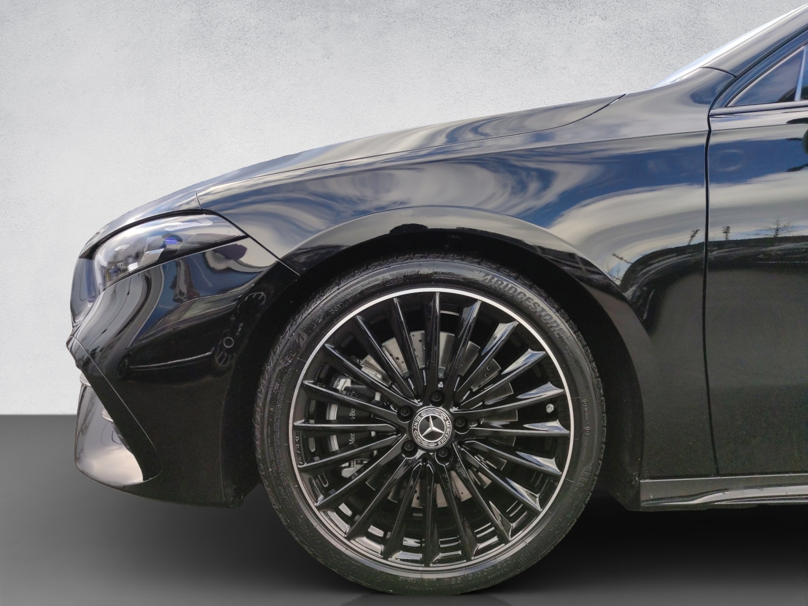 MERCEDES-BENZ A 250 AMG Line 4Matic-image-7