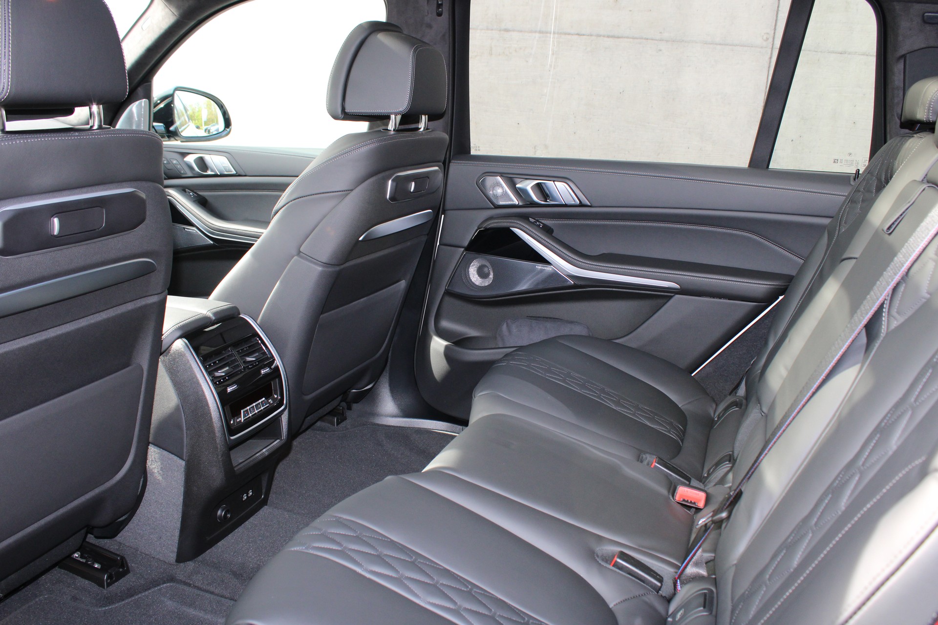 BMW X7 xDr 48 40d M Sport Pro-image-17