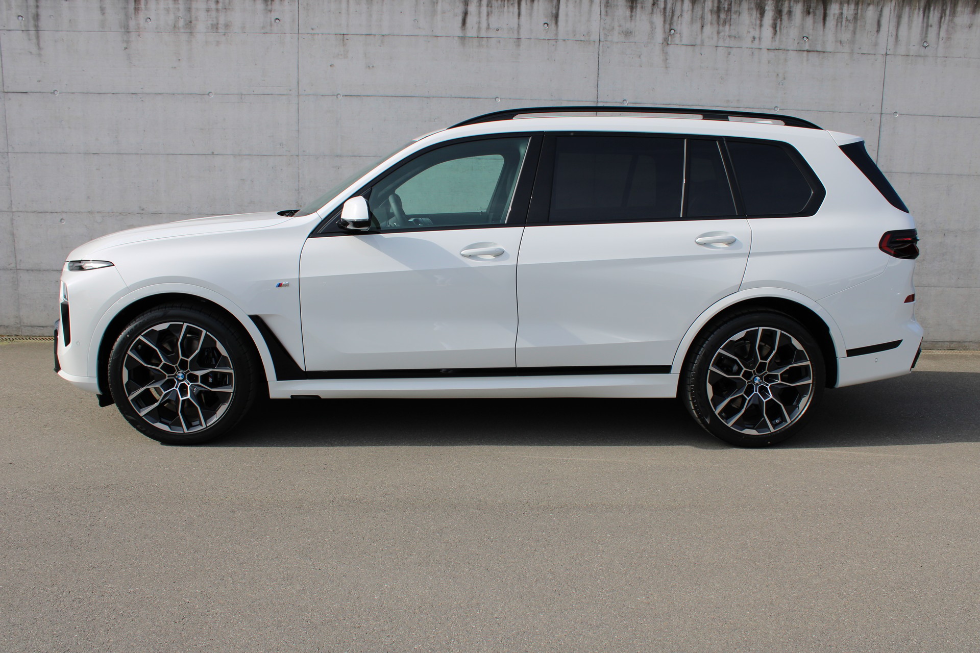 BMW X7 xDr 48 40d M Sport Pro-image-2