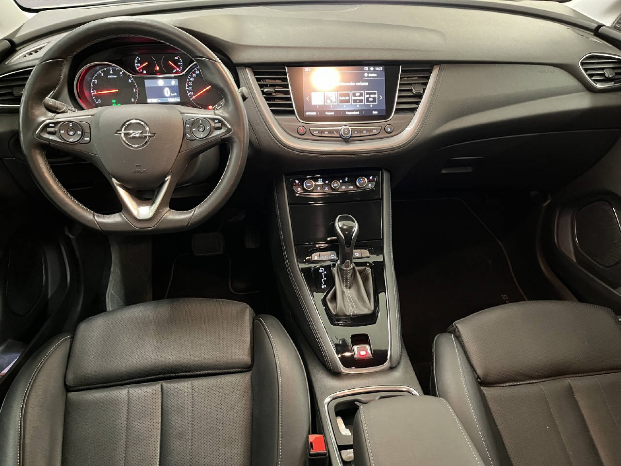 OPEL Grandland X 2.0 CDTi Ultimate-image-5