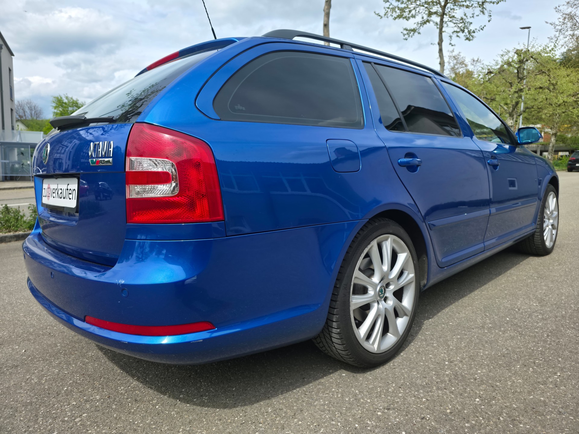SKODA Octavia 2.0 TDI RS-image-5