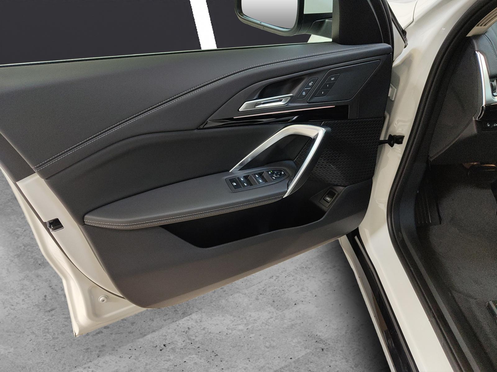 BMW X1 20d xDrive-image-14