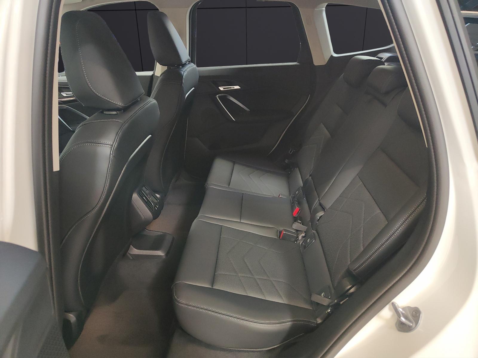 BMW X1 20d xDrive-image-16
