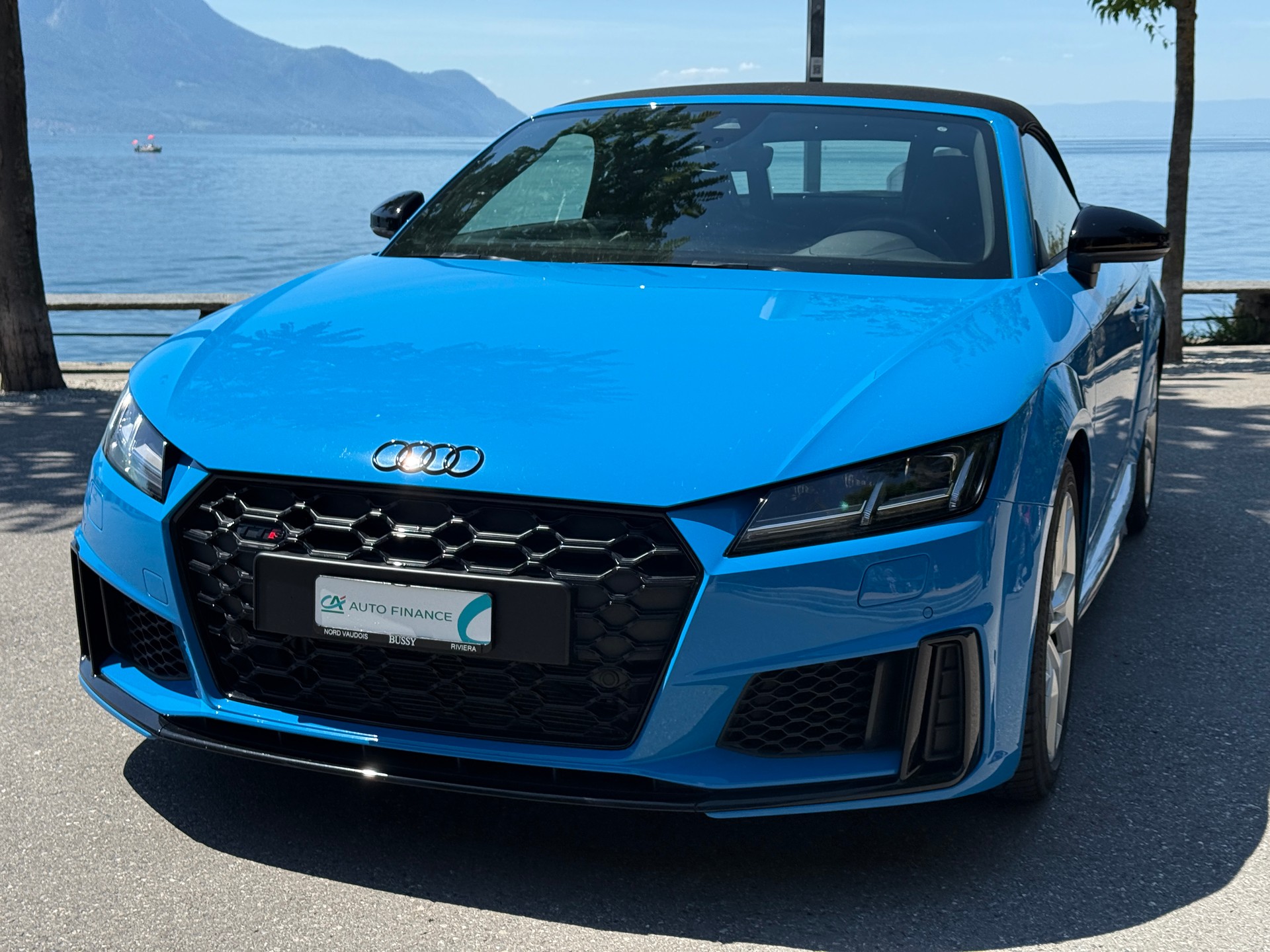 AUDI TT Roadster TTS S-tronic quattro-showroom-element-3