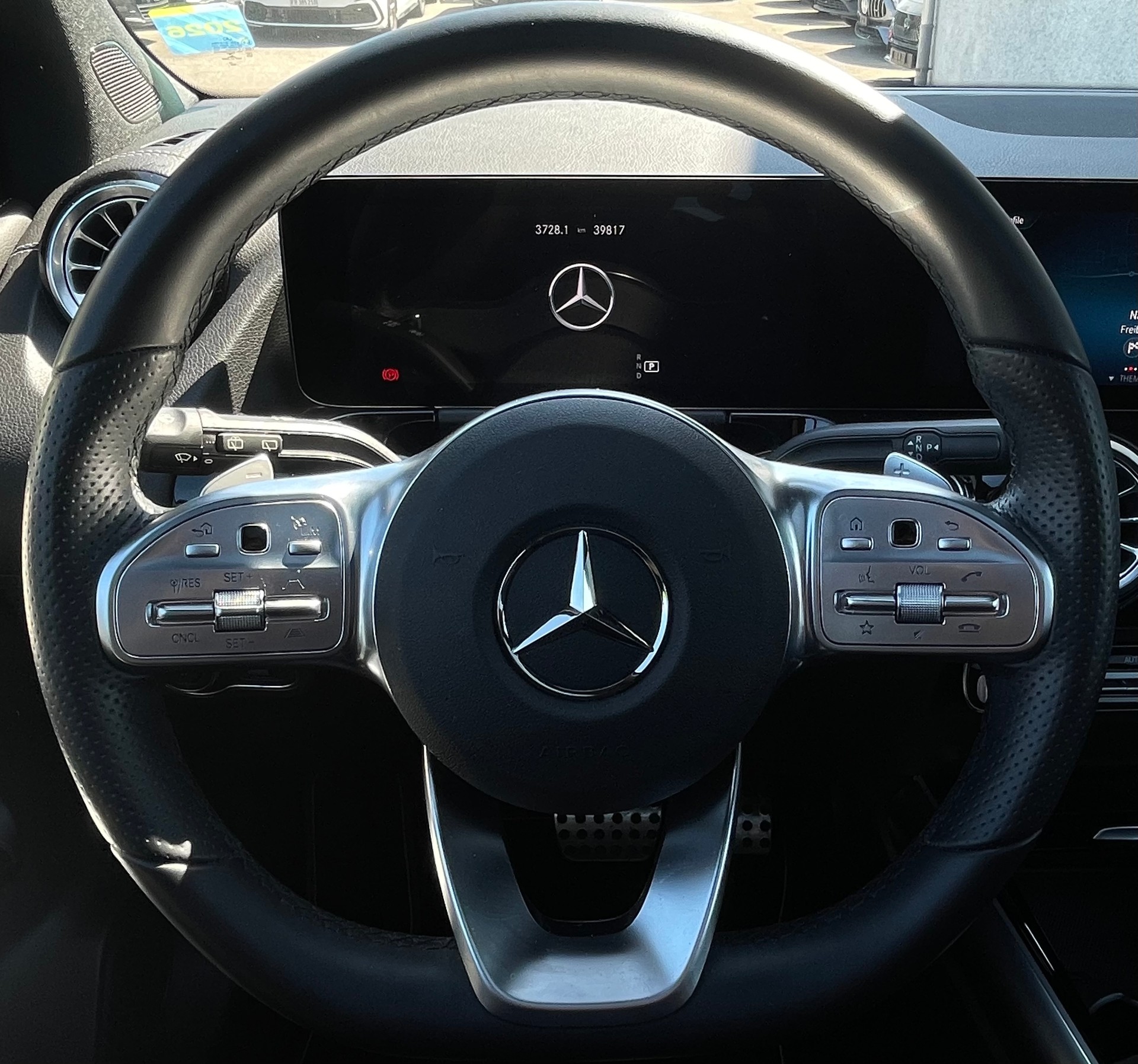 MERCEDES-BENZ B 220 d 4Matic AMG Line 8G-DCT-image-7