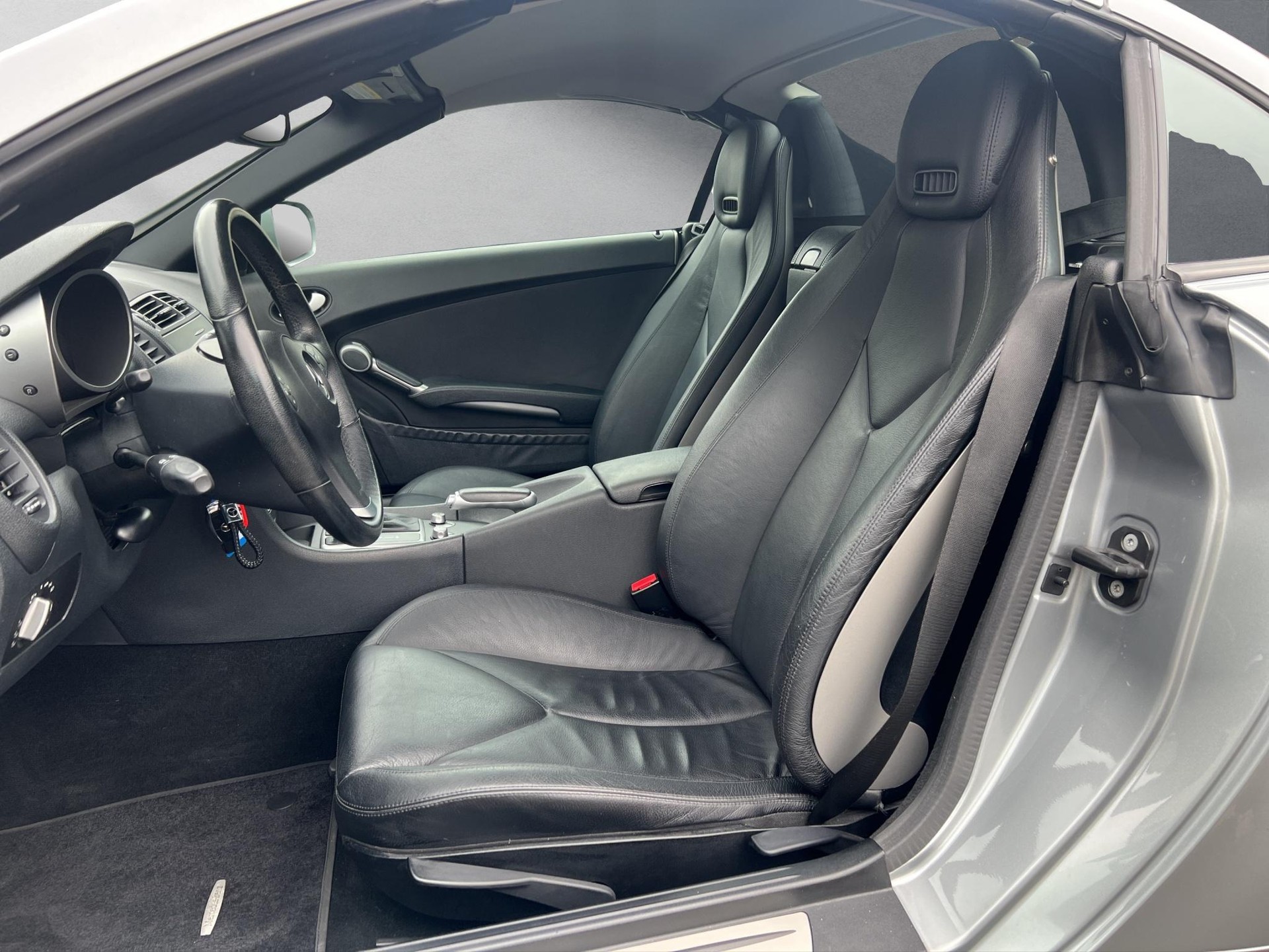 MERCEDES-BENZ SLK 200 Kompressor Cabriolet-image-9