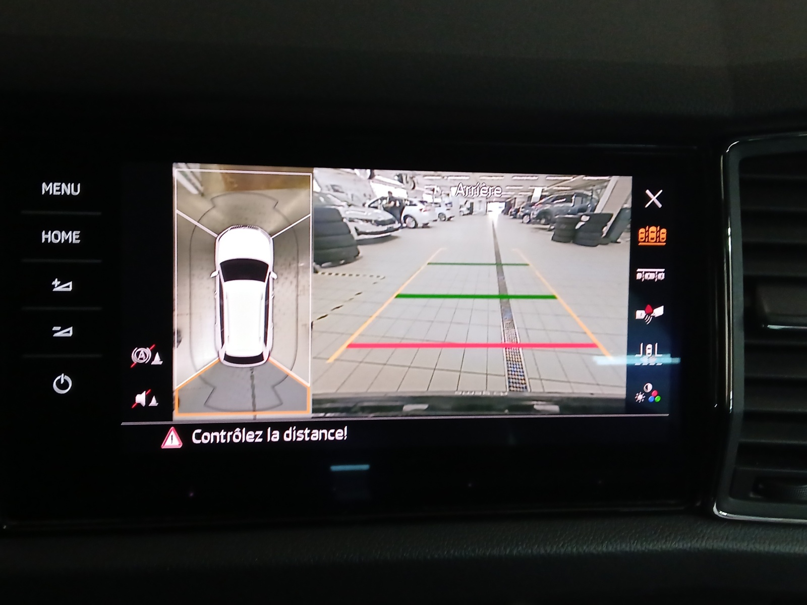 SKODA Kodiaq 2.0 TSI 4x4 Sport Line-image-15