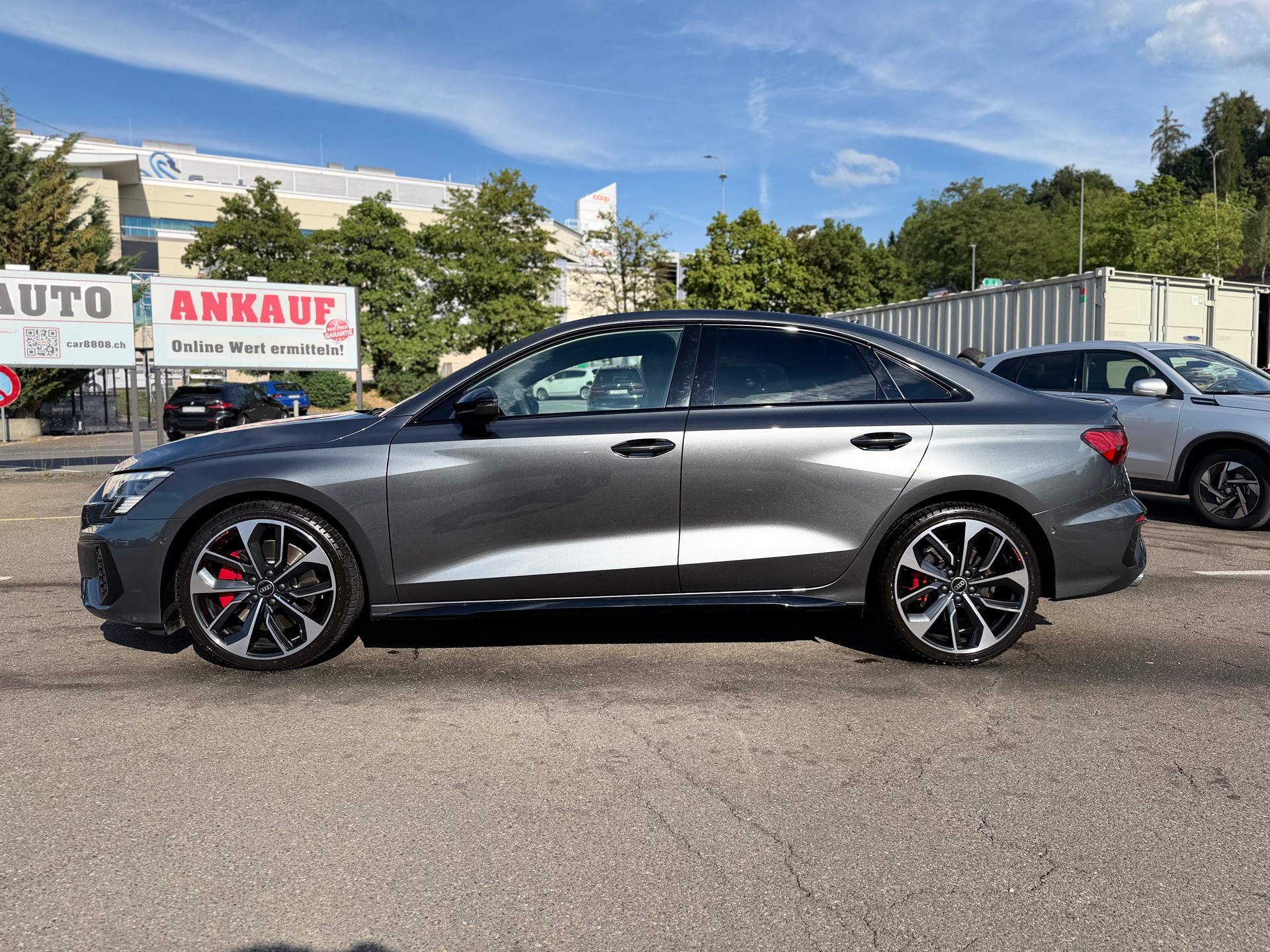 AUDI S3 Limousine 2.0 TFSI quattro S-tronic-image-6