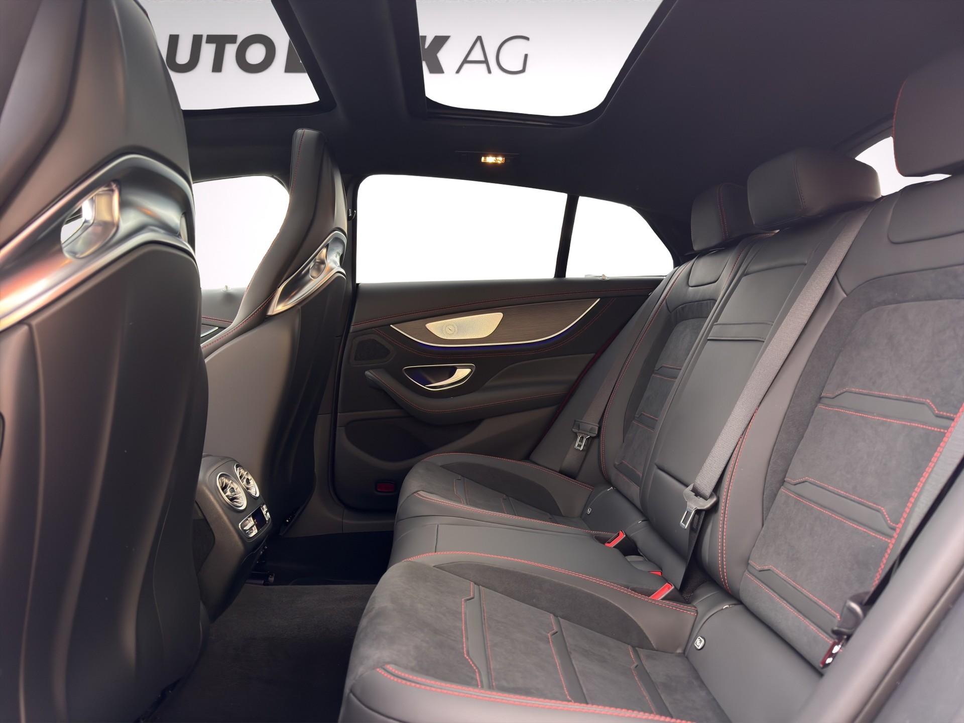 MERCEDES-BENZ AMG GT 4 63 4Matic+ Speedshift MCT-image-14