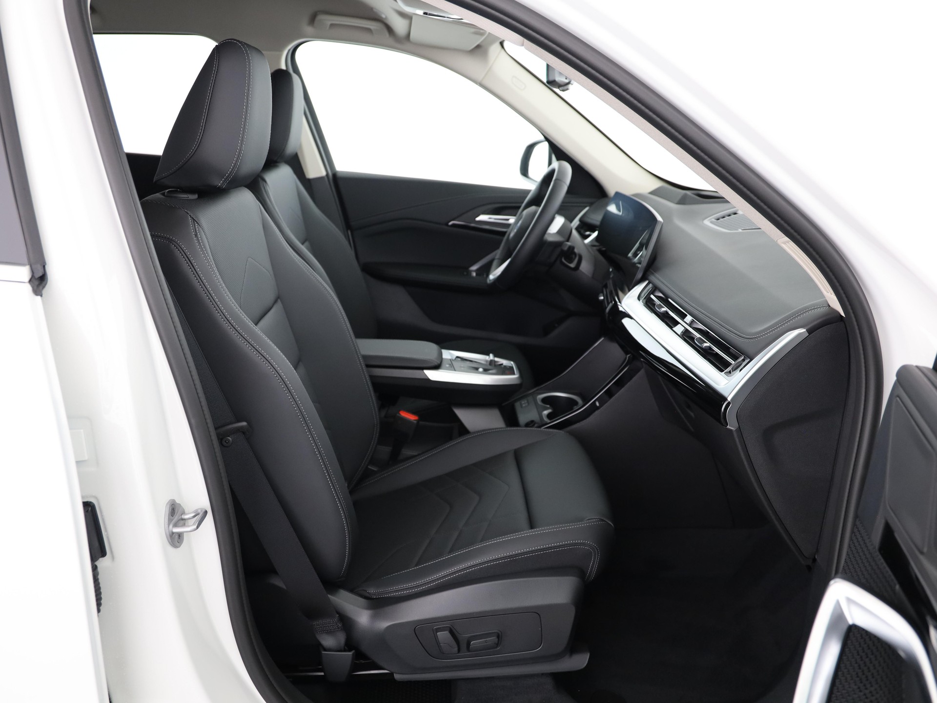 BMW X1 20d xDrive-image-14