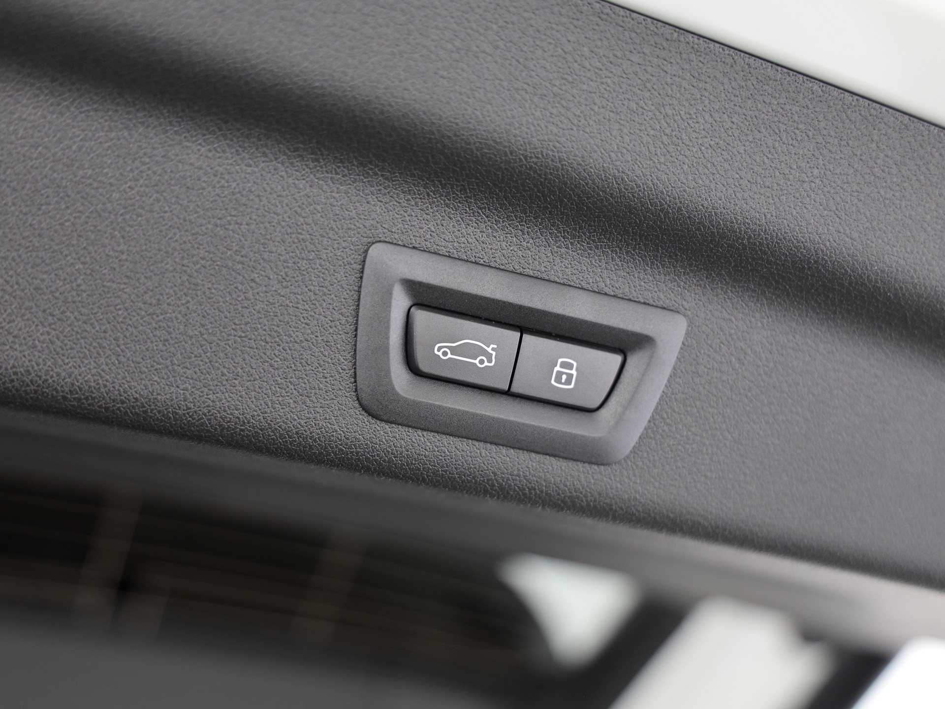 BMW X1 20d xDrive-image-7