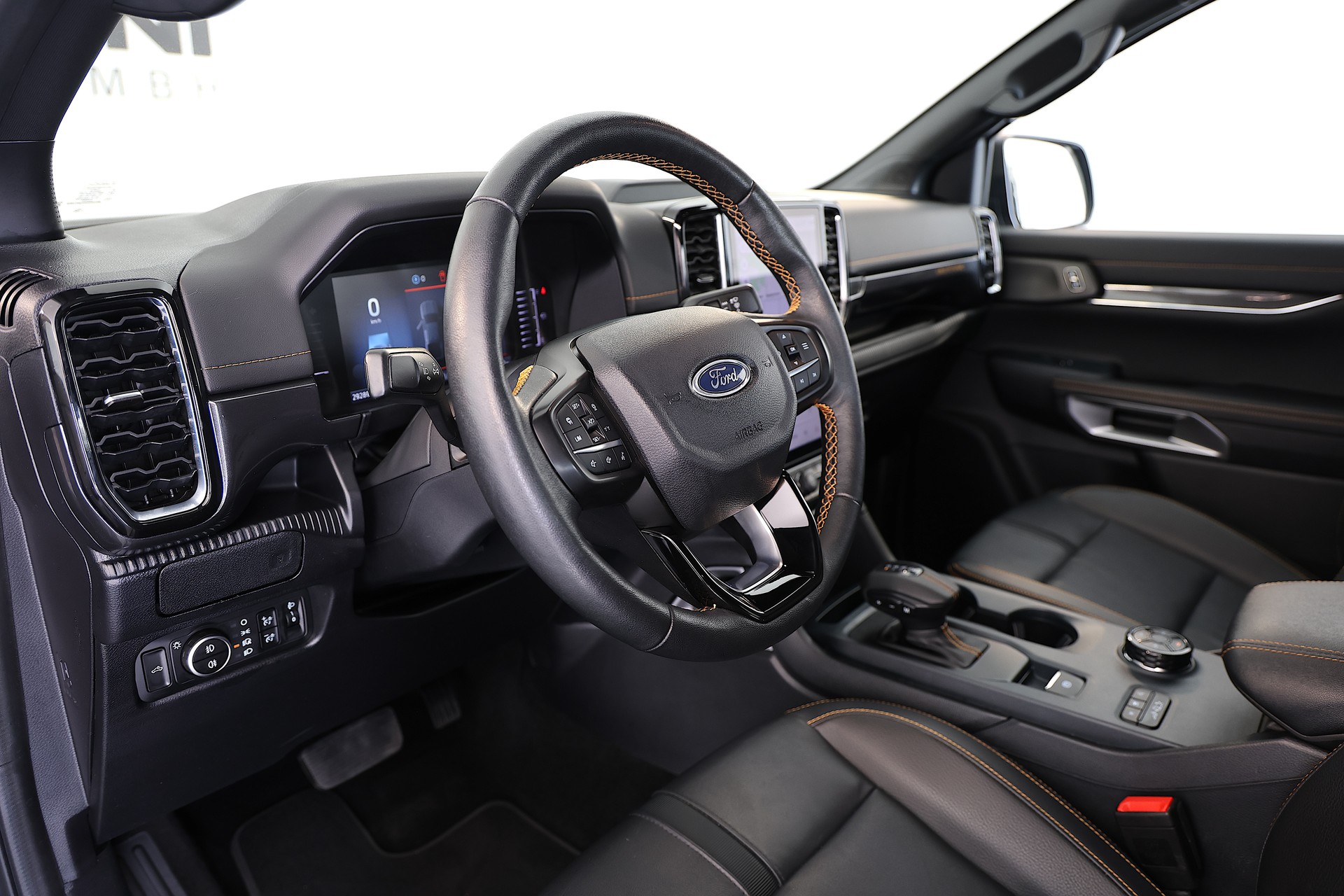 FORD Ranger Wildtrak 3.0 Eco Blue e-4WD Automat-image-11