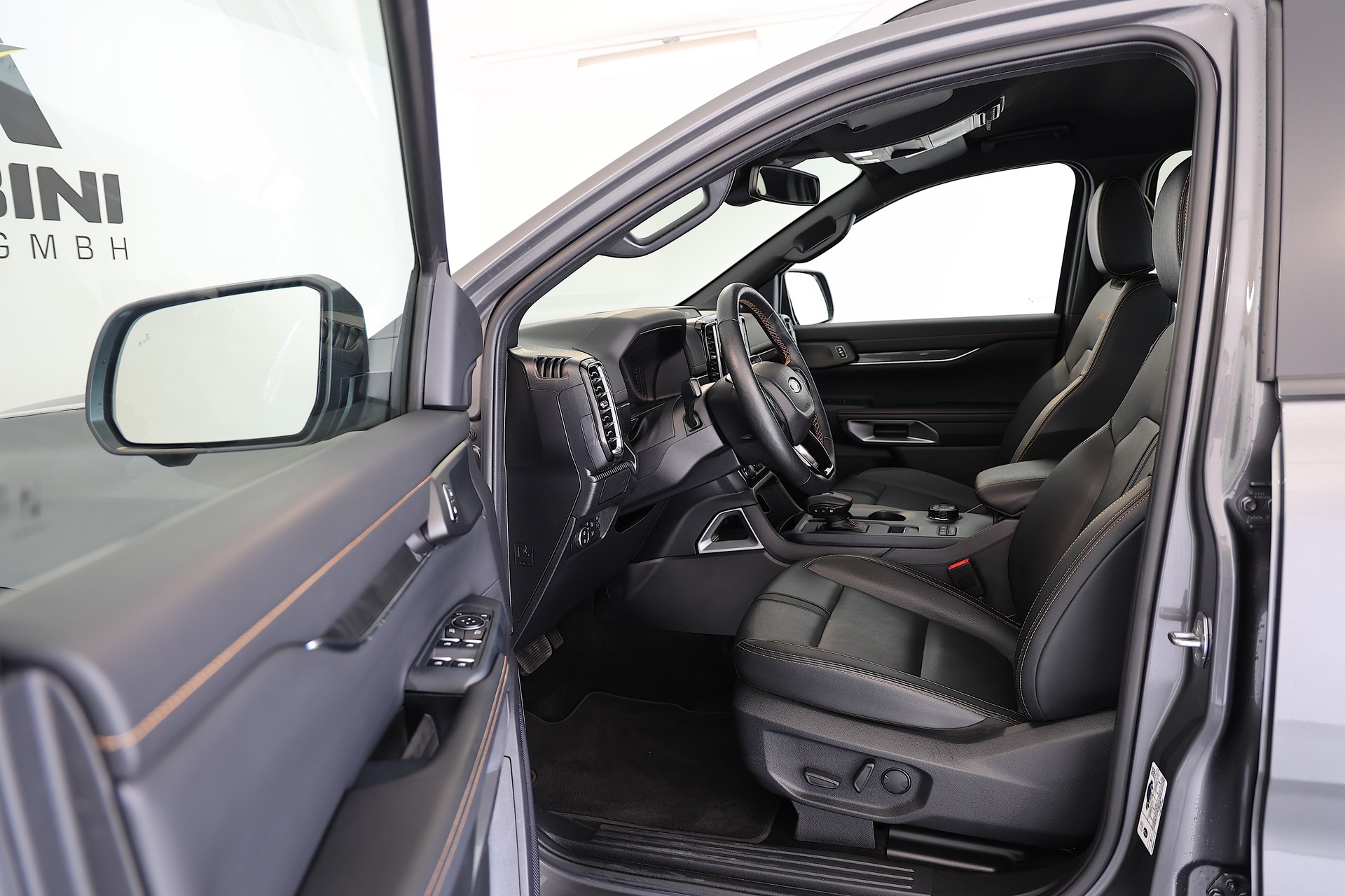 FORD Ranger Wildtrak 3.0 Eco Blue e-4WD Automat-image-9