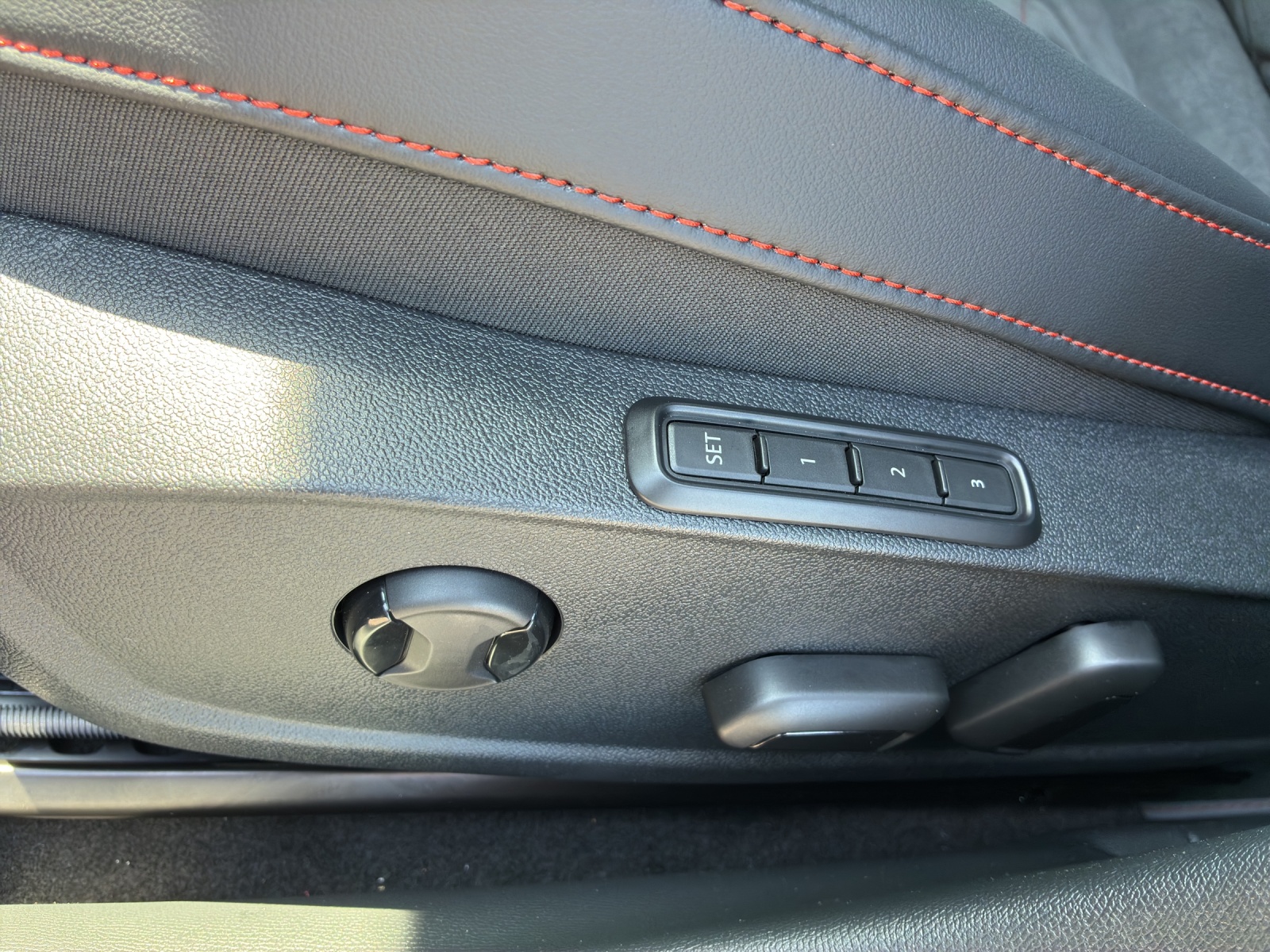 SEAT Leon 1.5 eHybrid pHEV DSG Move FR-image-14