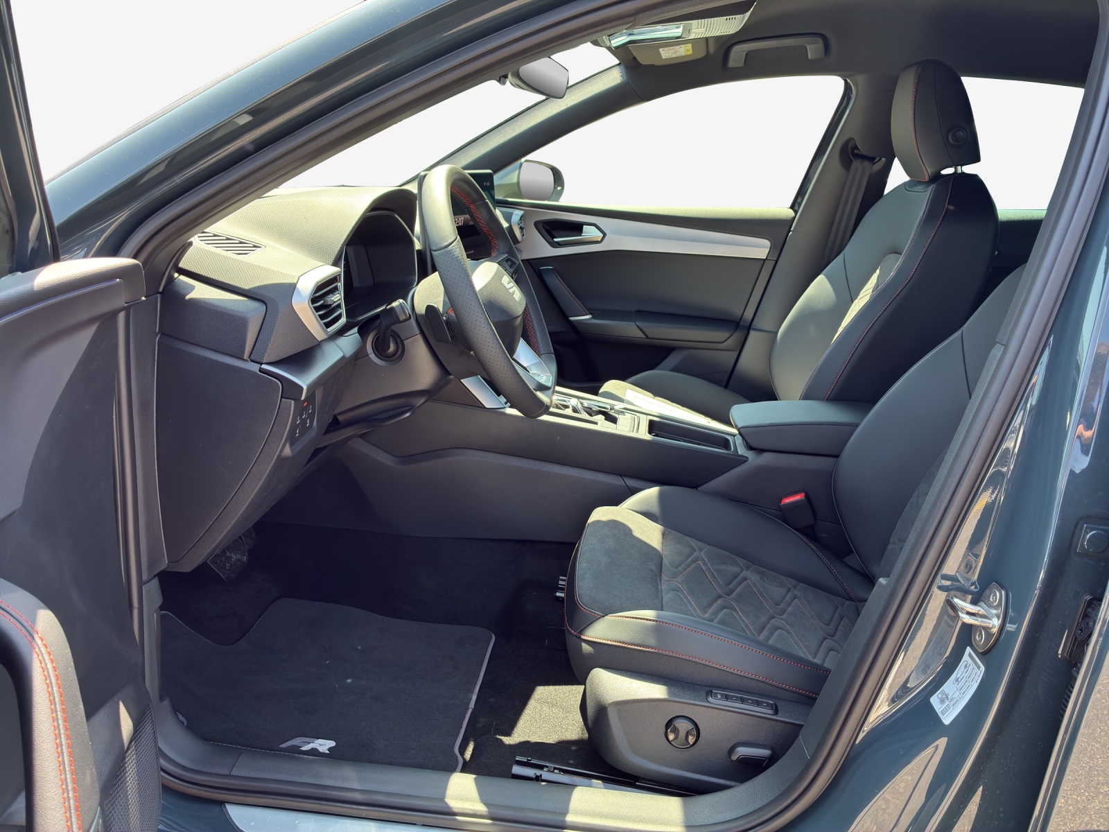 SEAT Leon 1.5 eHybrid pHEV DSG Move FR-image-7