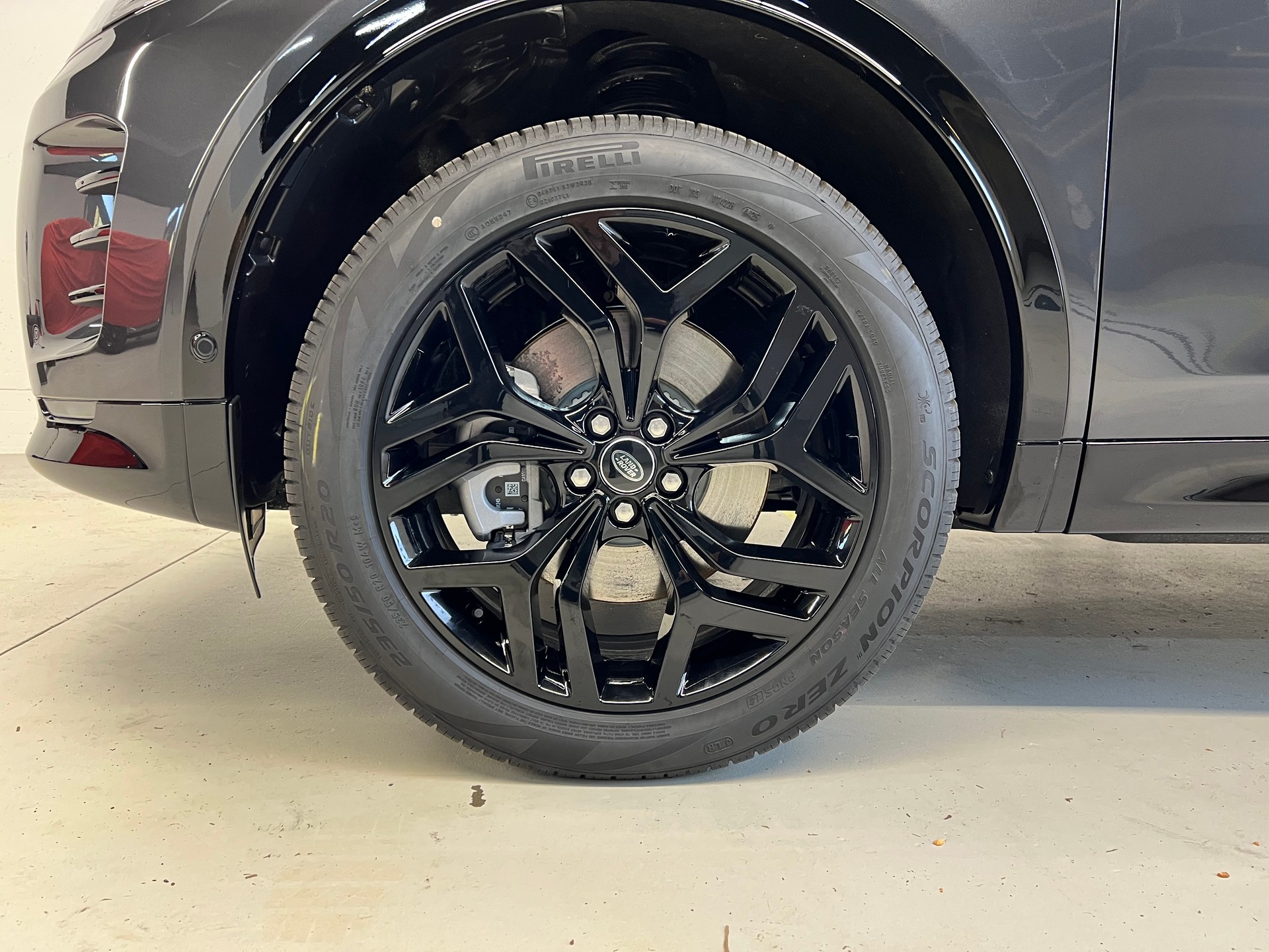 LAND ROVER Discovery Sport 1.5 T 270e Landmark-image-10