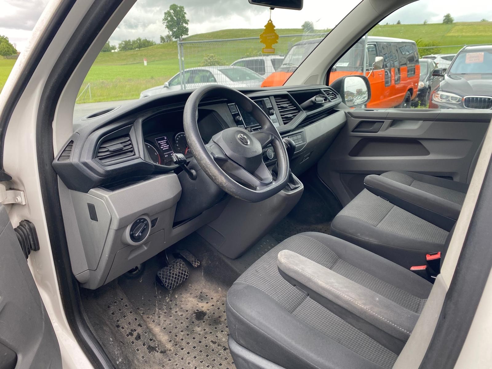 VW T6.1 2.0 TDI-image-9