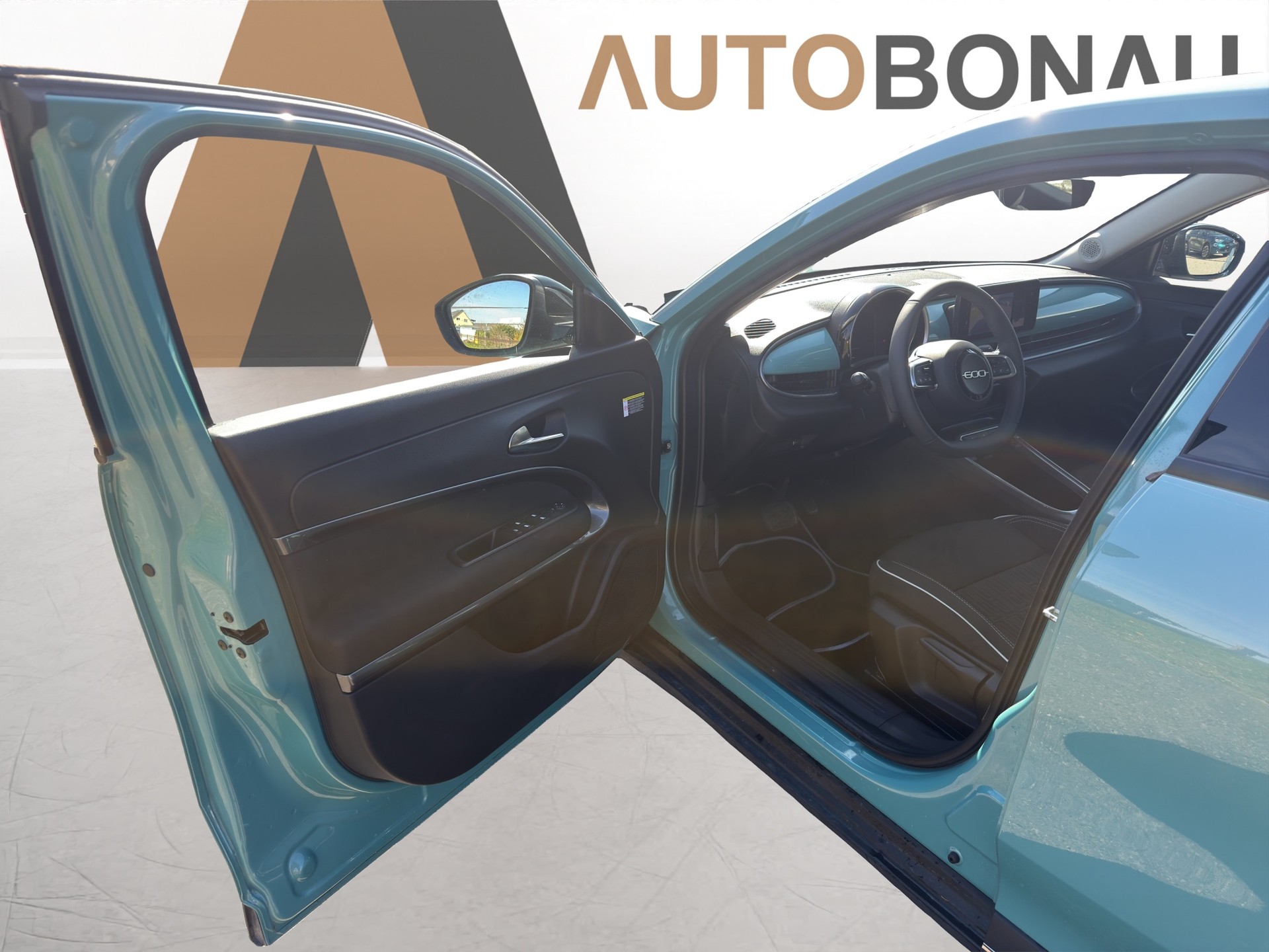 FIAT 600 1.2 Hybrid 145 Cult-image-9