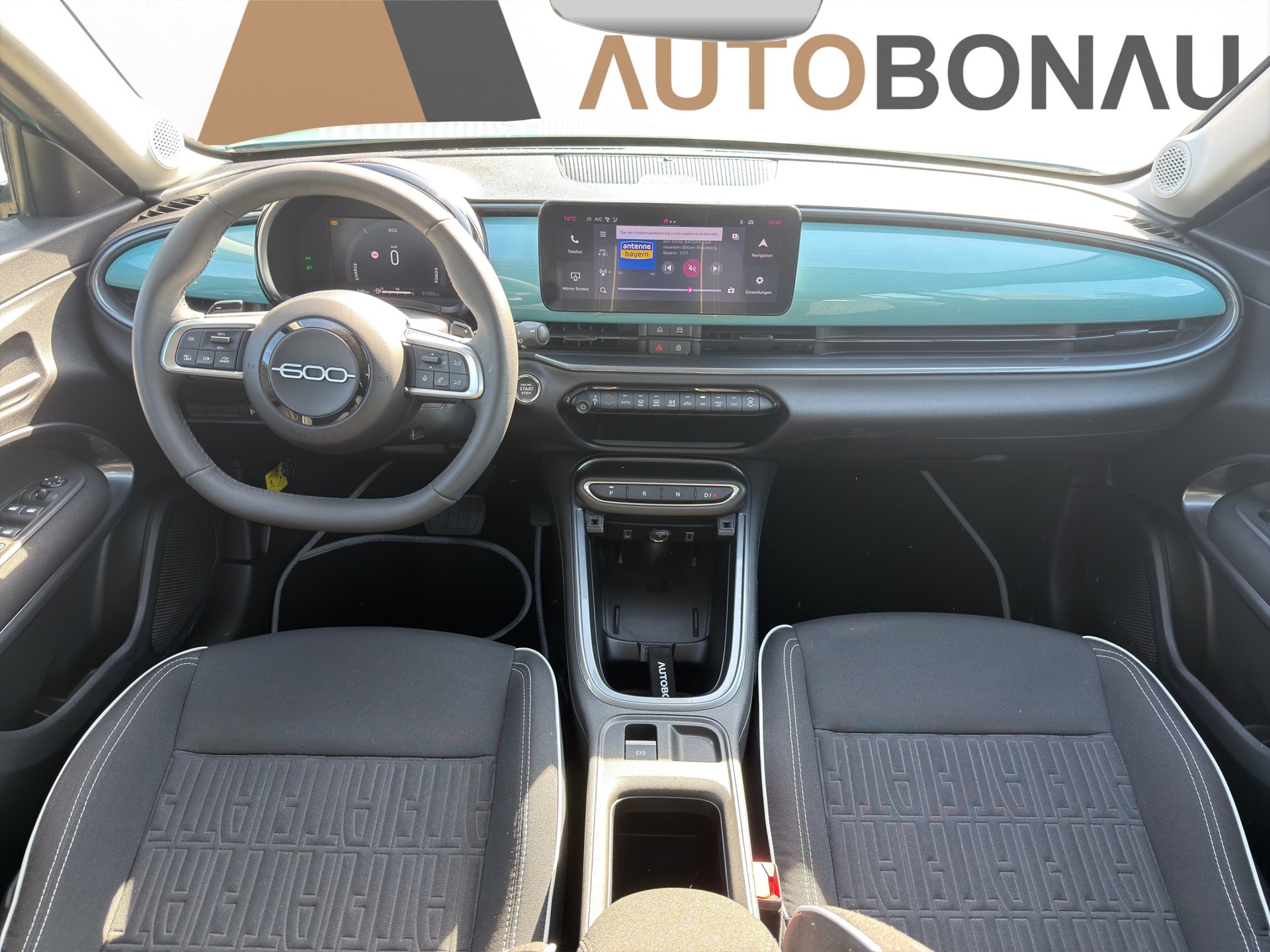 FIAT 600 1.2 Hybrid 145 Cult-image-11